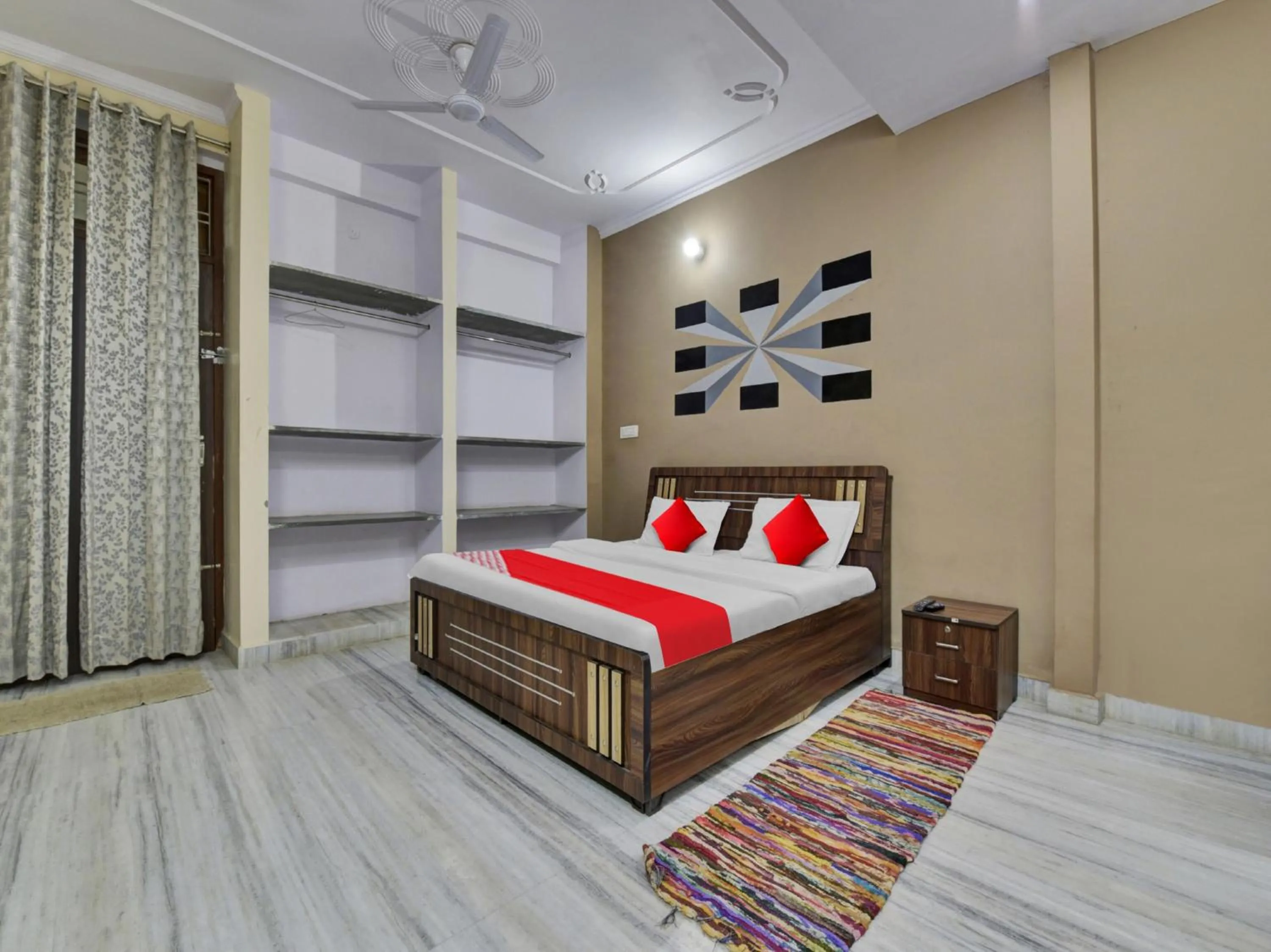 Bedroom in Hotel O Hastinapur Residency