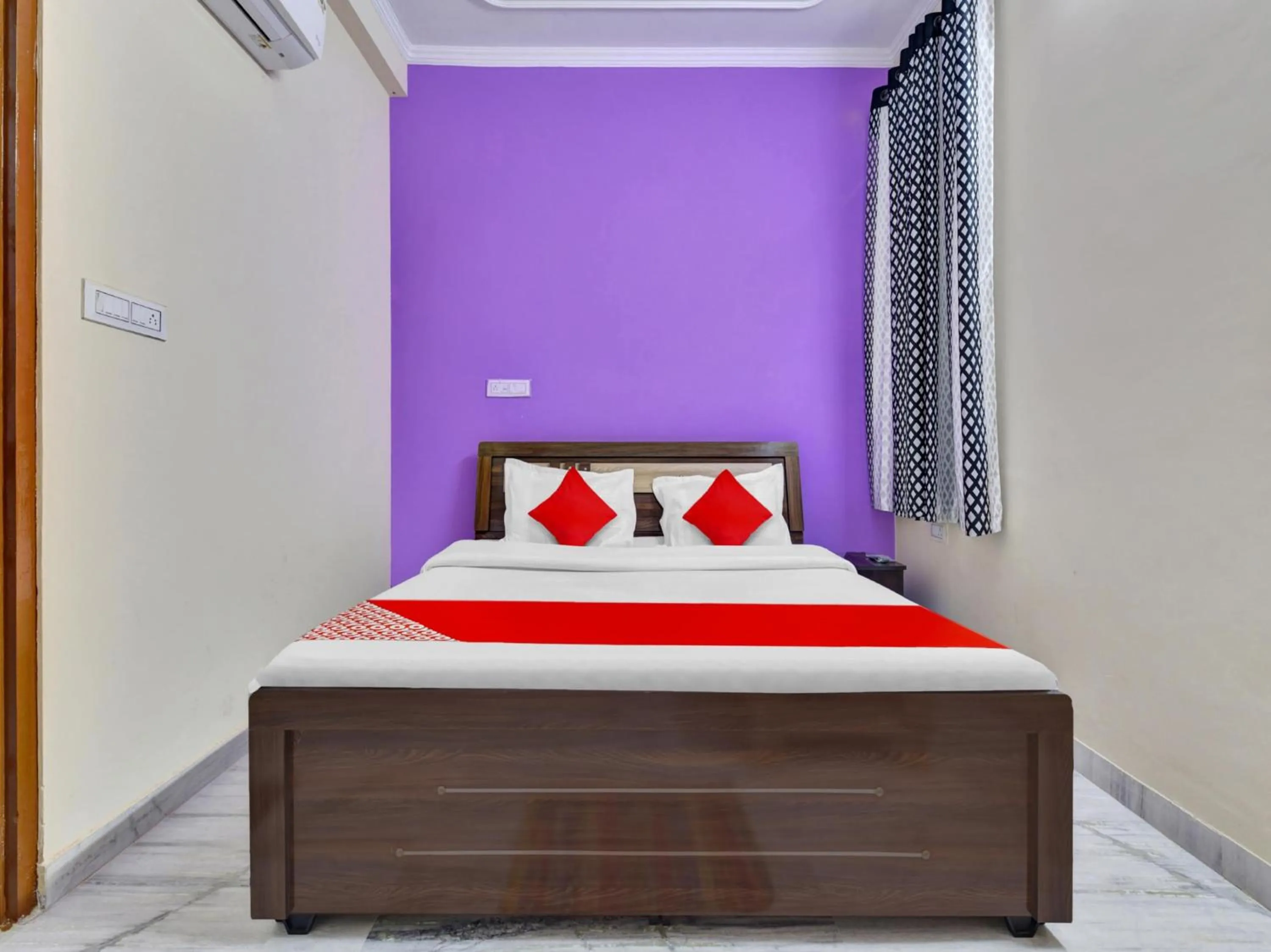 Bedroom in Hotel O Hastinapur Residency