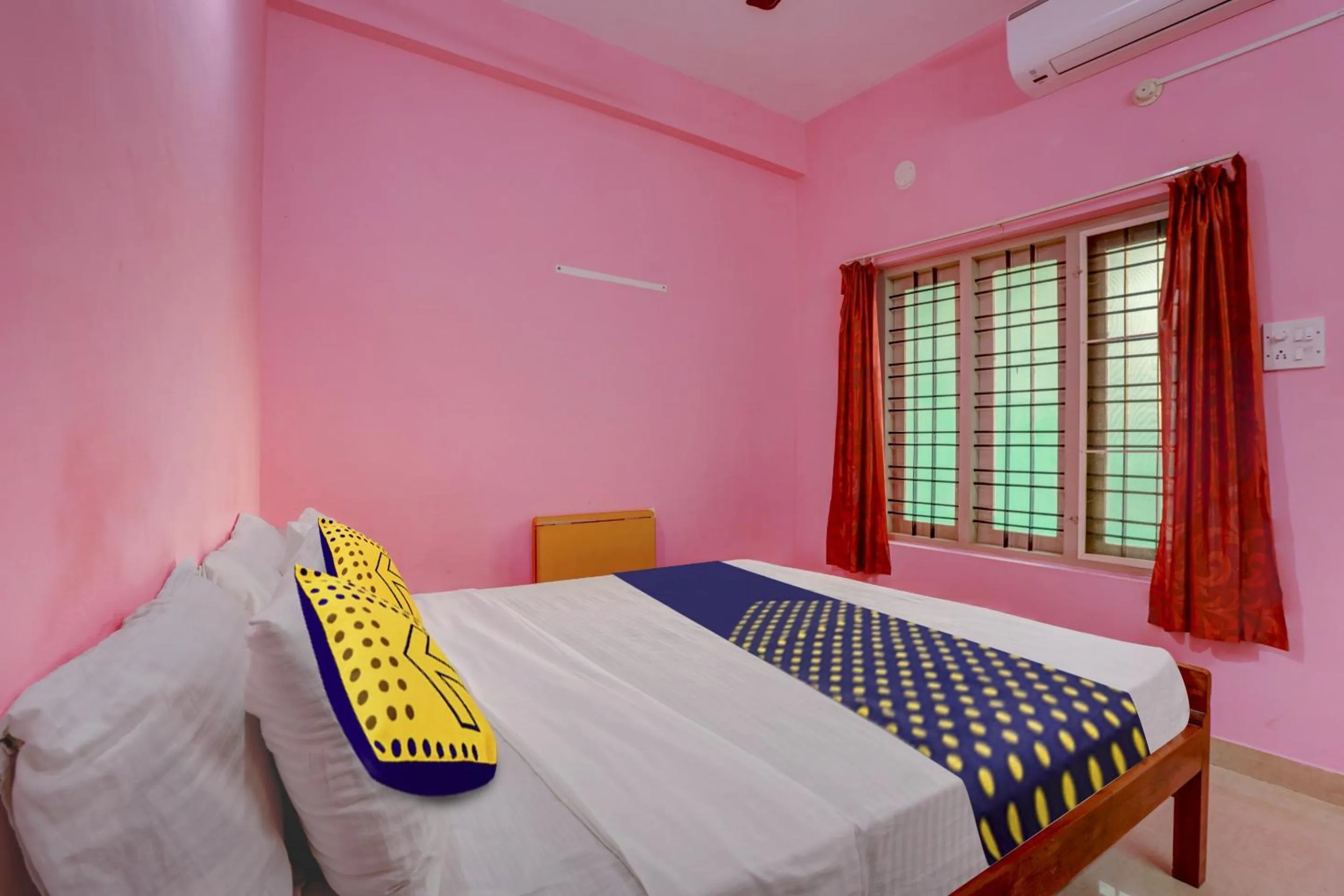 Bedroom, Bed in THE NEW VIEW HOTEL INN