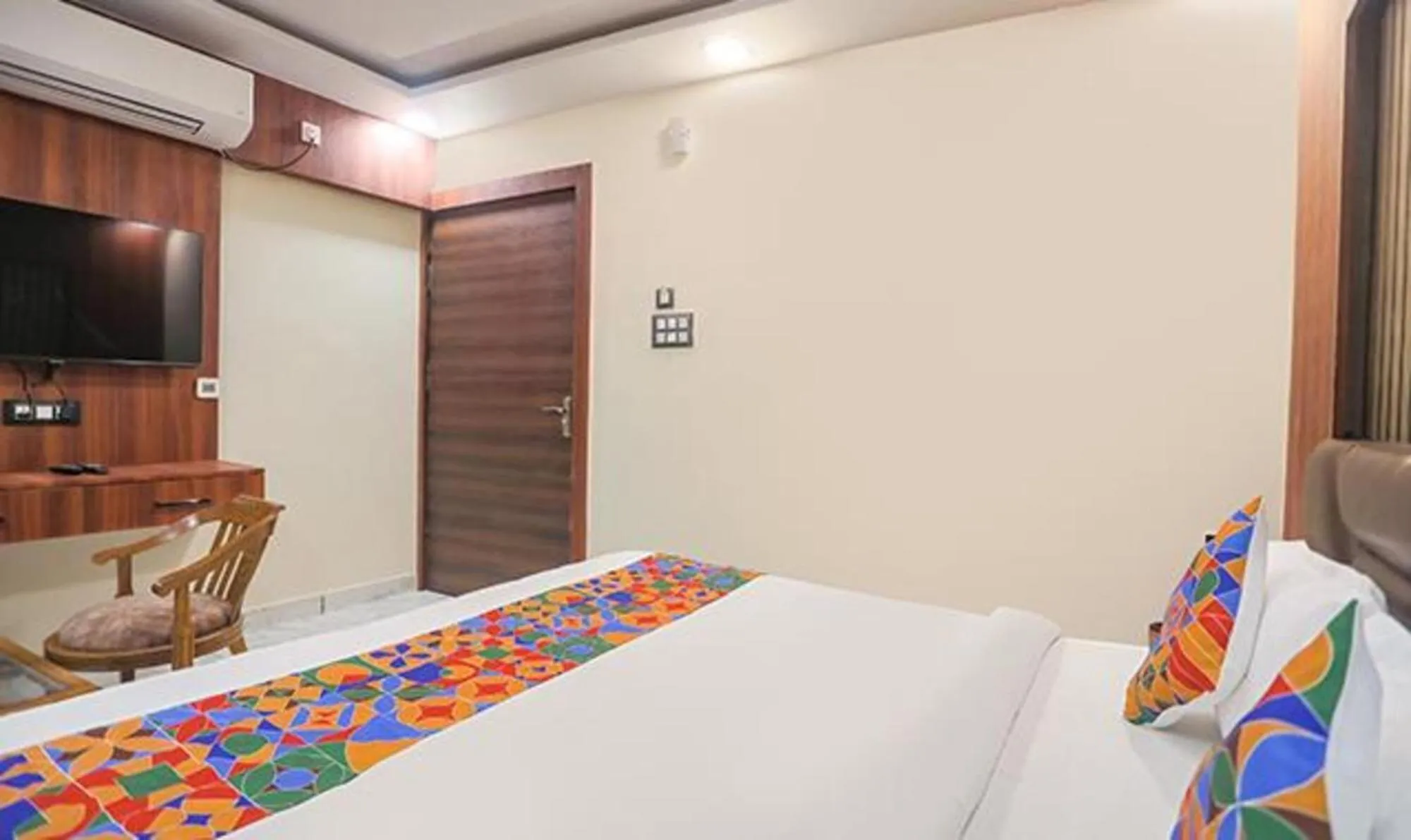 Bed in FabHotel The Treenity House