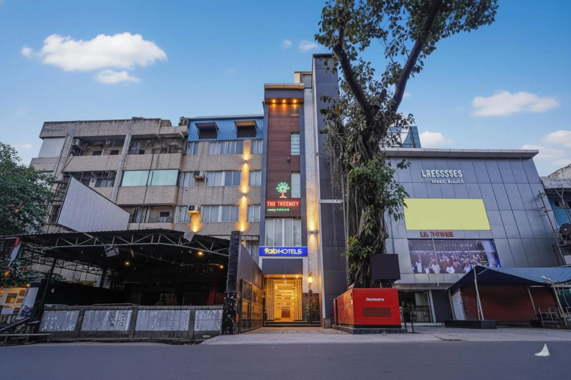 FabHotel The Treenity House