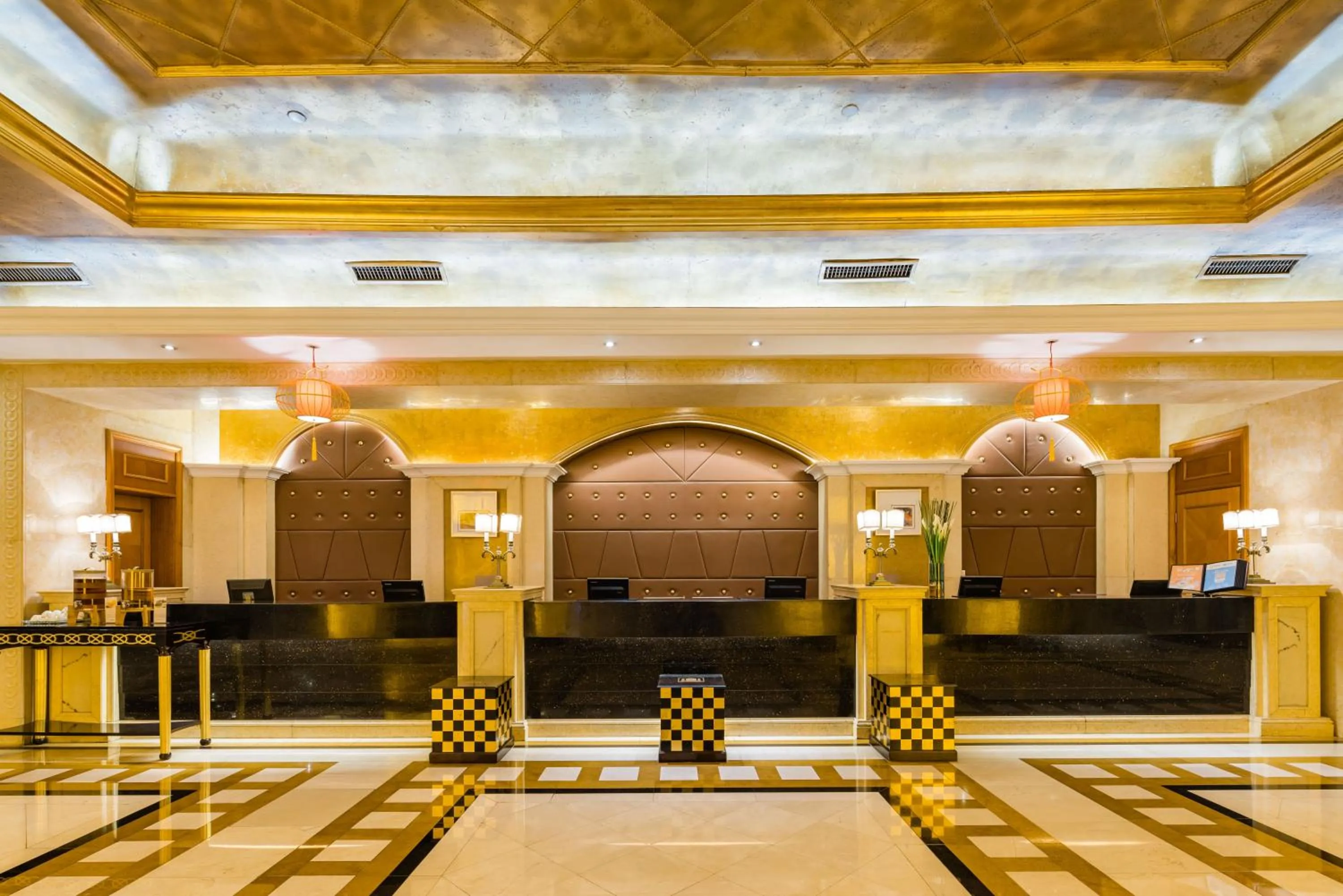 Lobby or reception in S&N Hotel Jiujiang