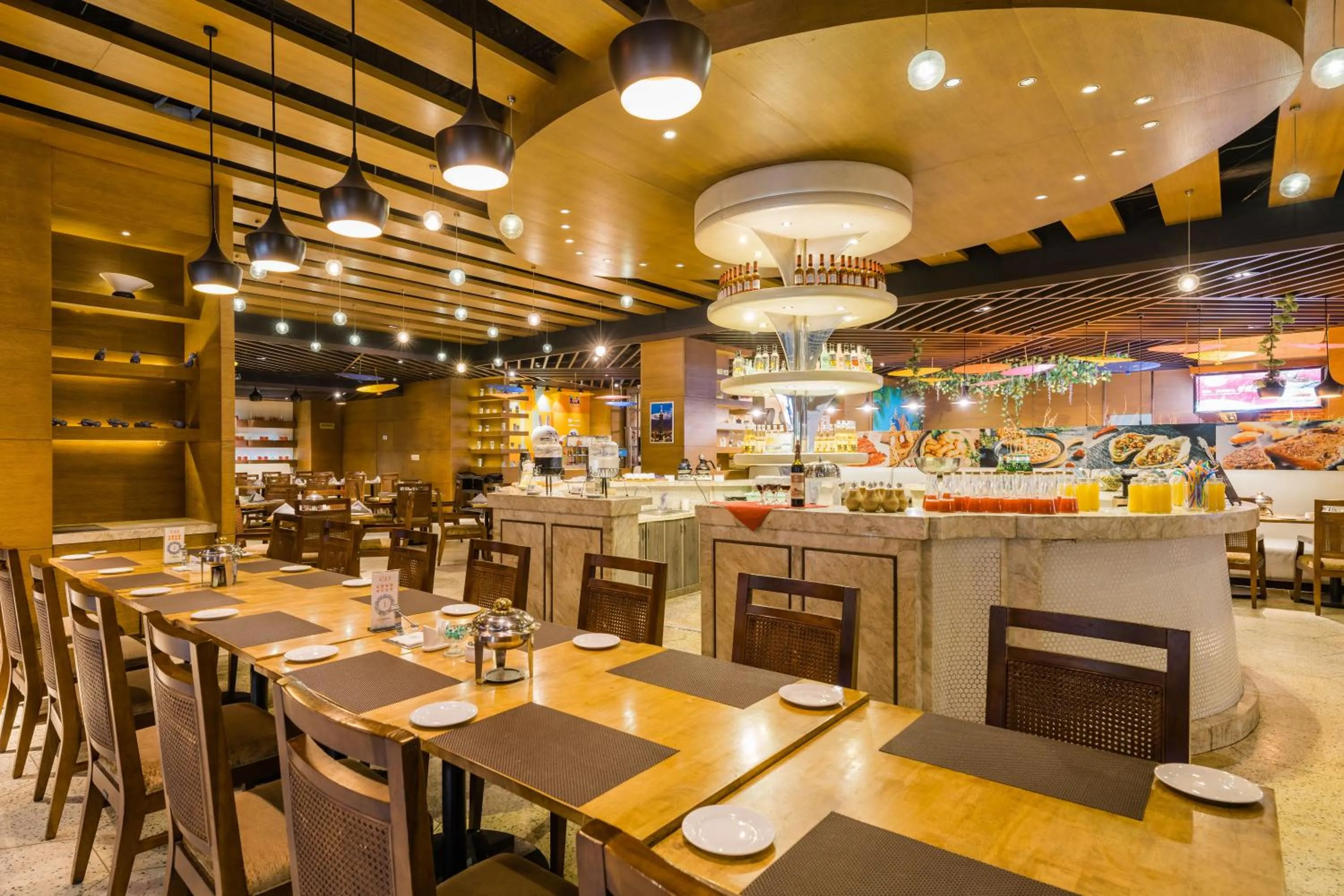 Restaurant/places to eat in S&N Hotel Jiujiang