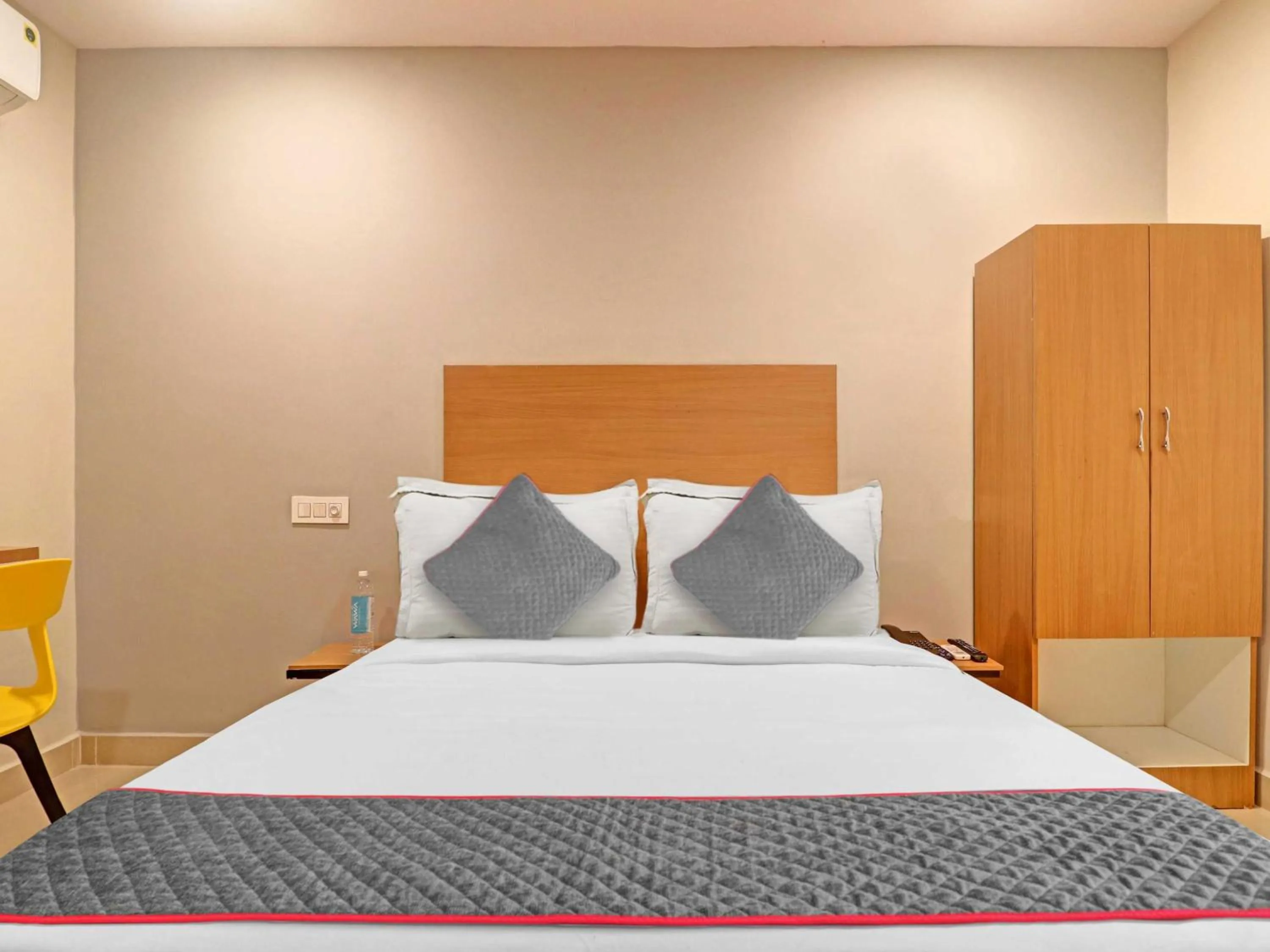 Bedroom in Townhouse White Ridge KPHB OPP JNTU