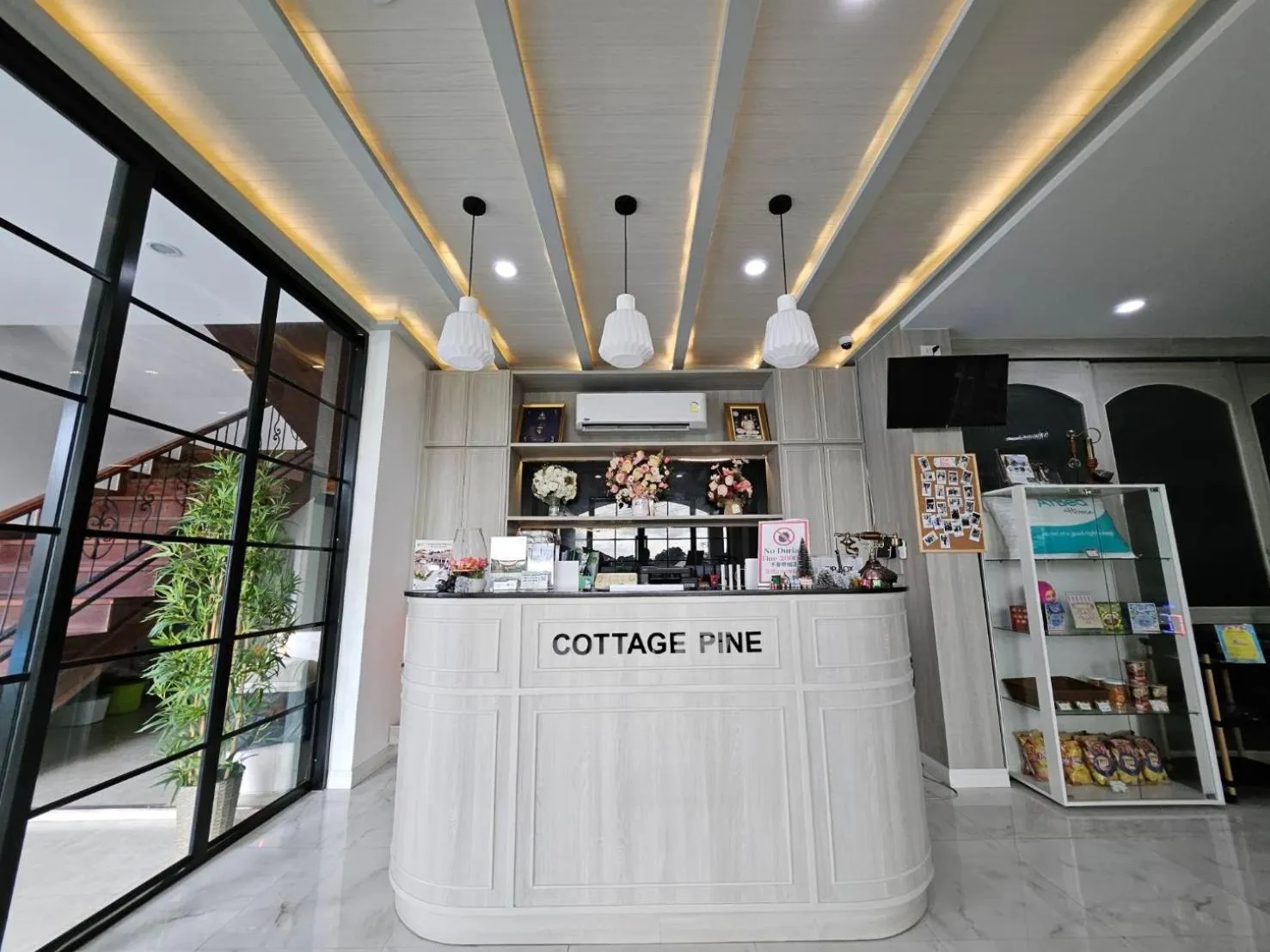 Lobby or reception in CottagePine Rayong Resort&Cafe