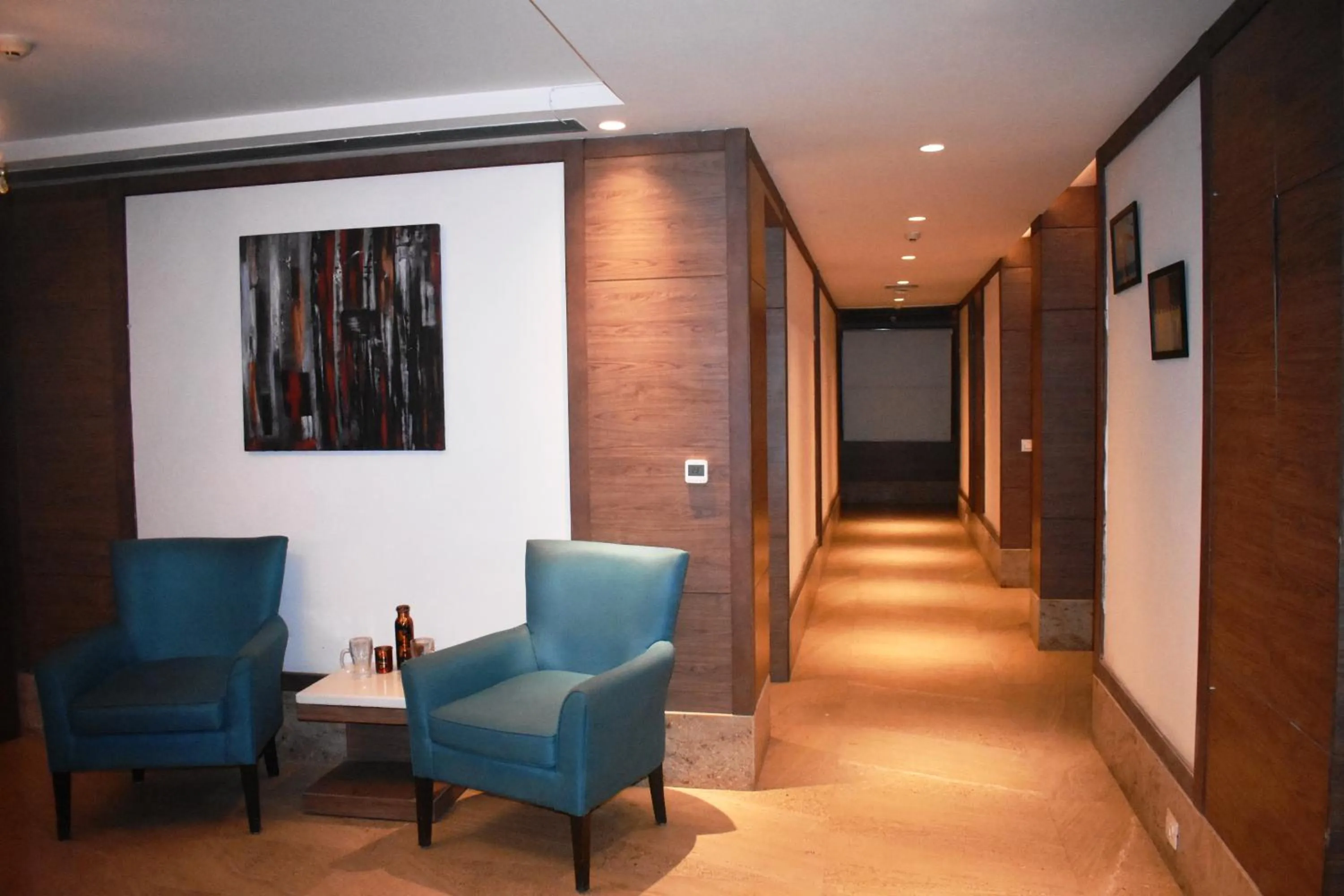 Living room, Lobby/Reception in Lemonwood Suites by F9 Hotels - Trivoli Garden Chhatarpur