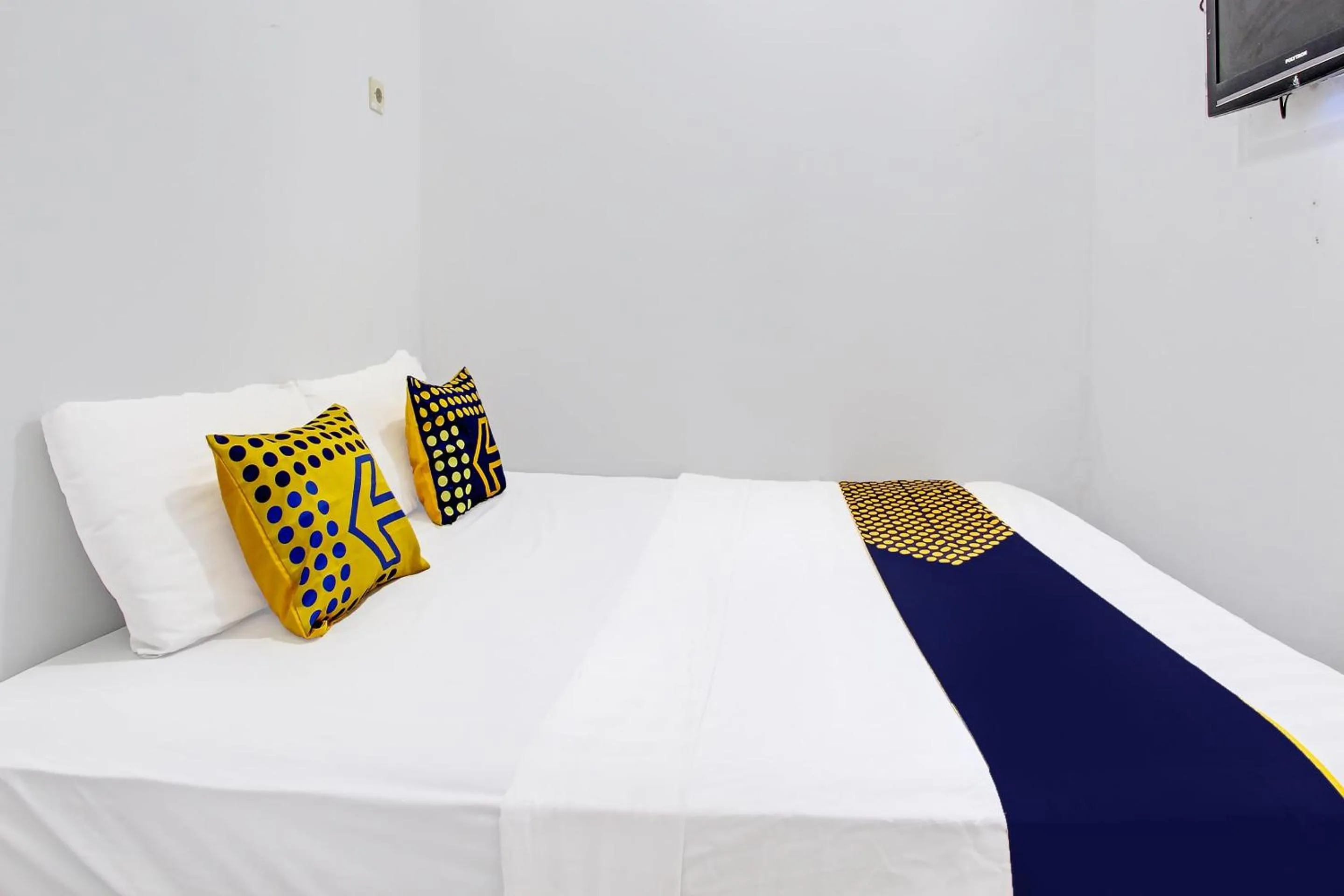 Bedroom, Bed in Hotel O Orchid Guest House