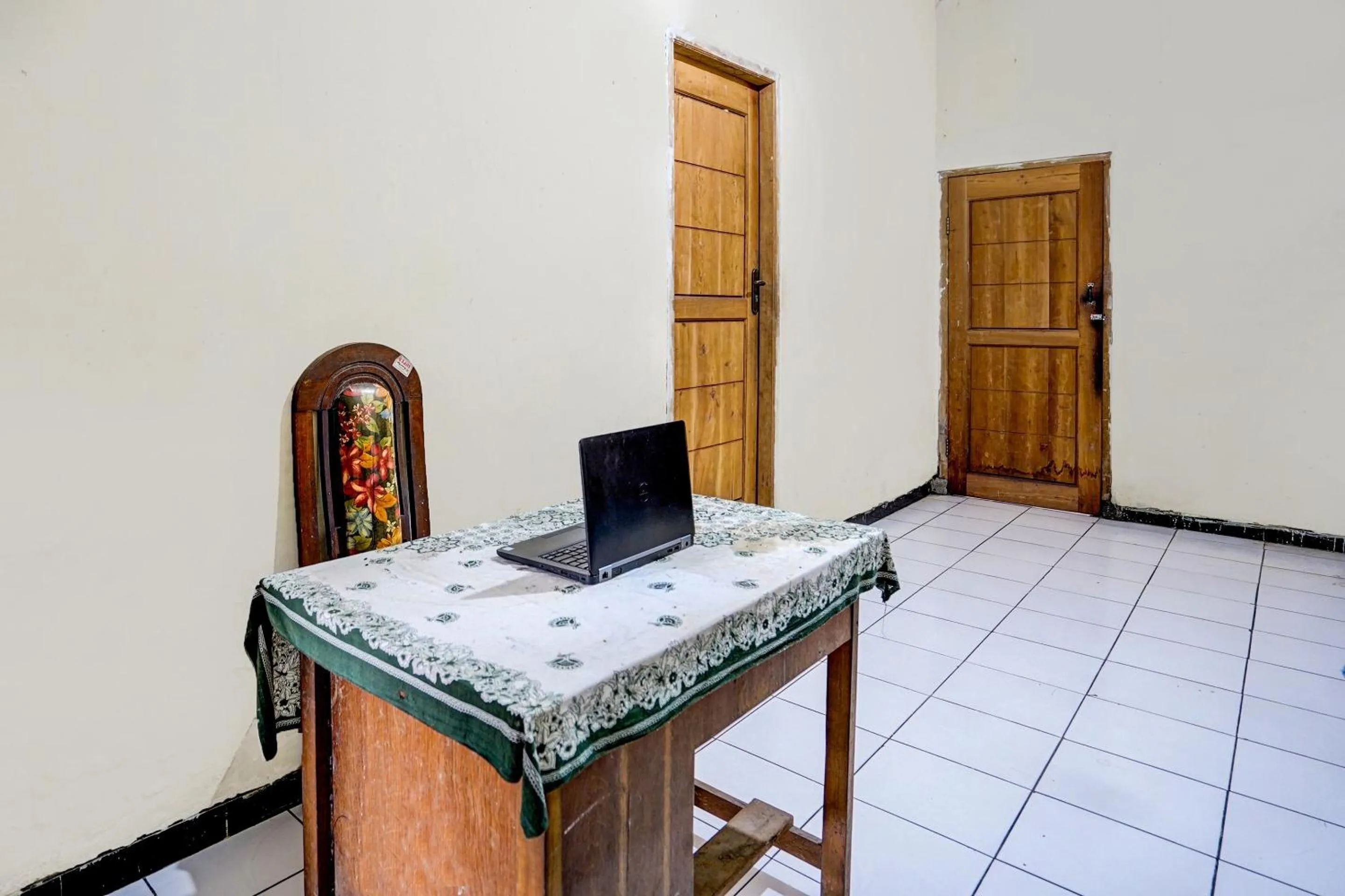 Lobby or reception in Hotel O Nurul Homestay Syariah