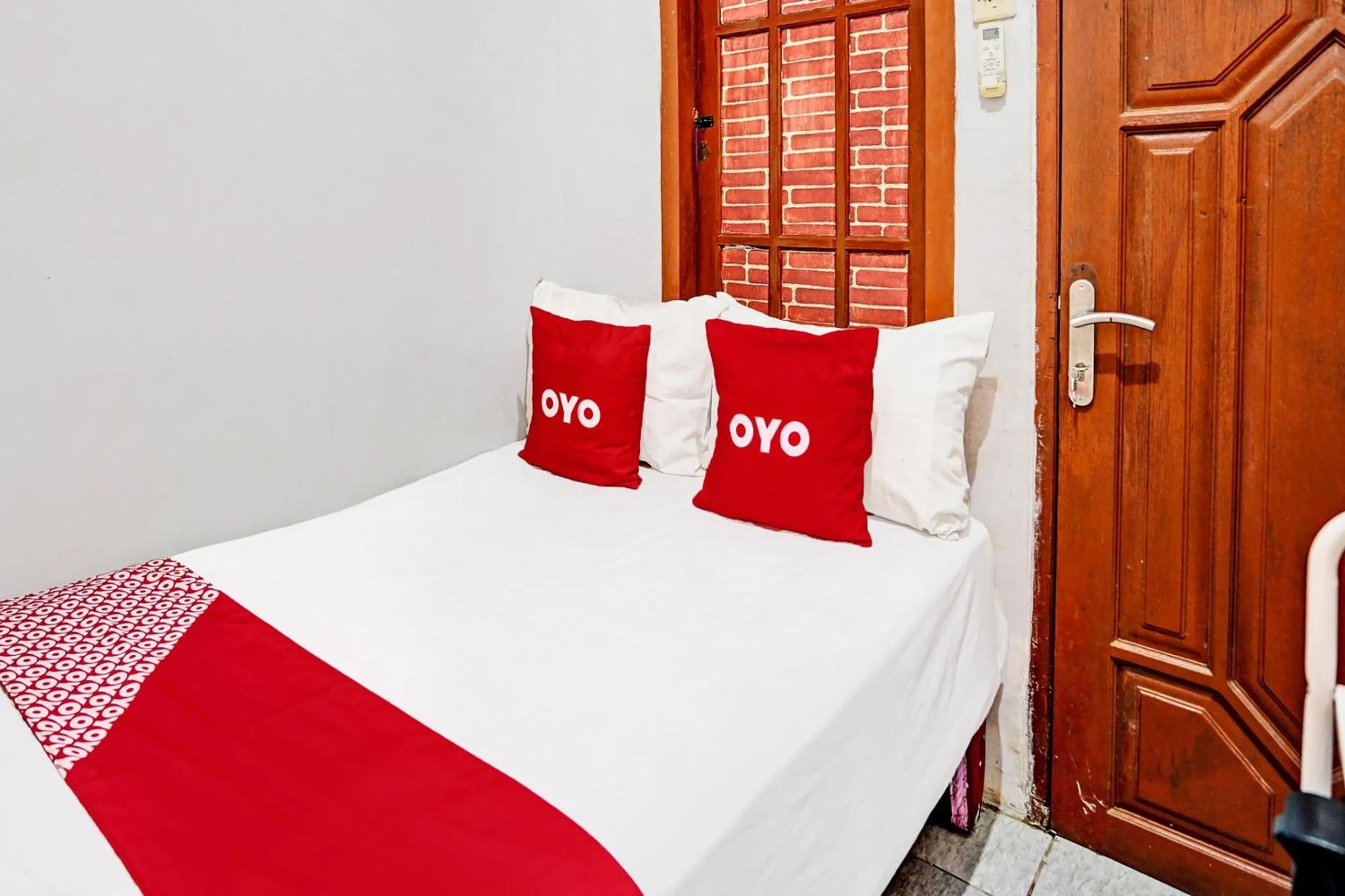 Bedroom in OYO Life 92310 Banyu Homestay