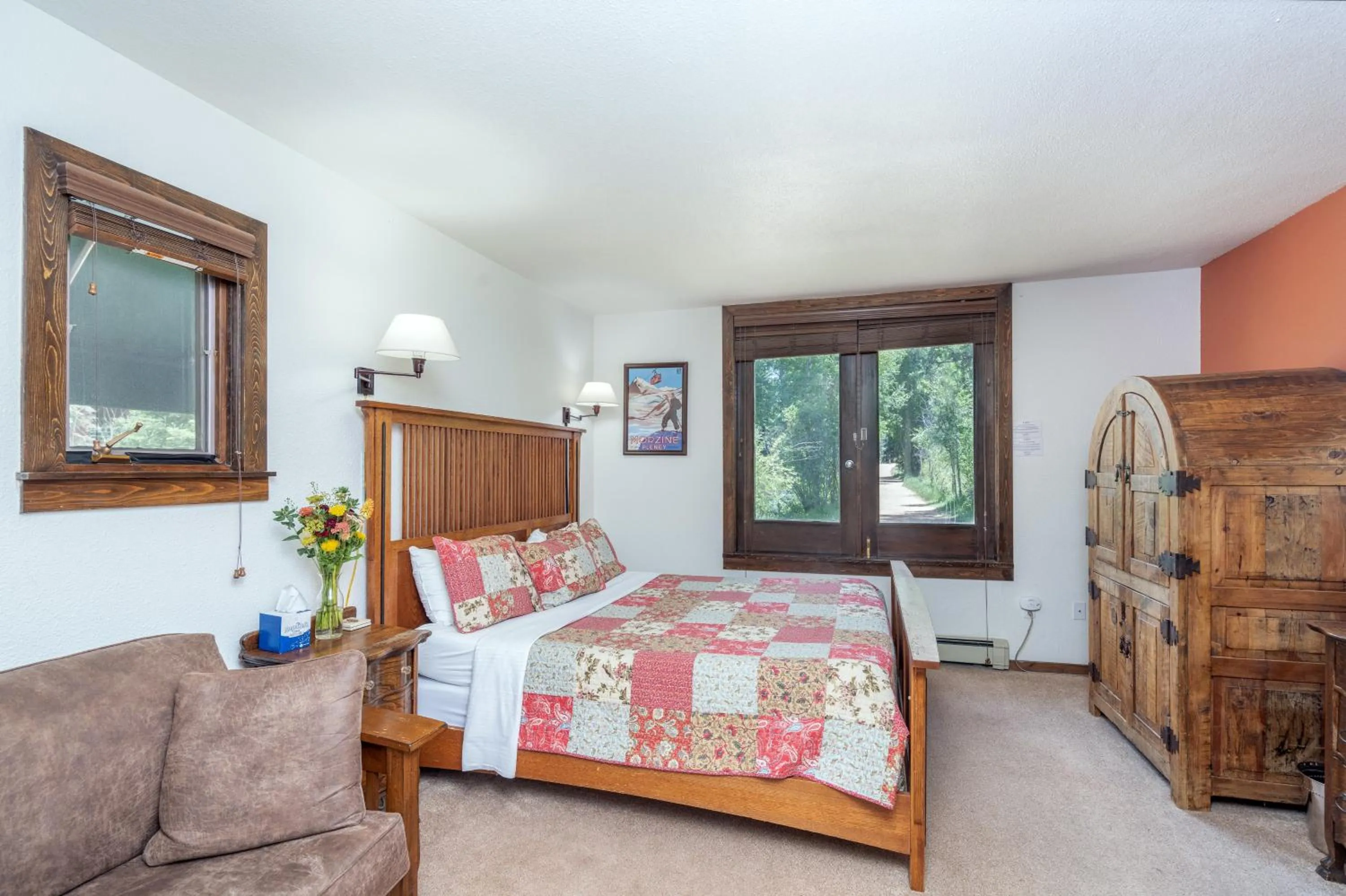 Bed in Manitou Lodge 1 by Alpine Lodging Telluride