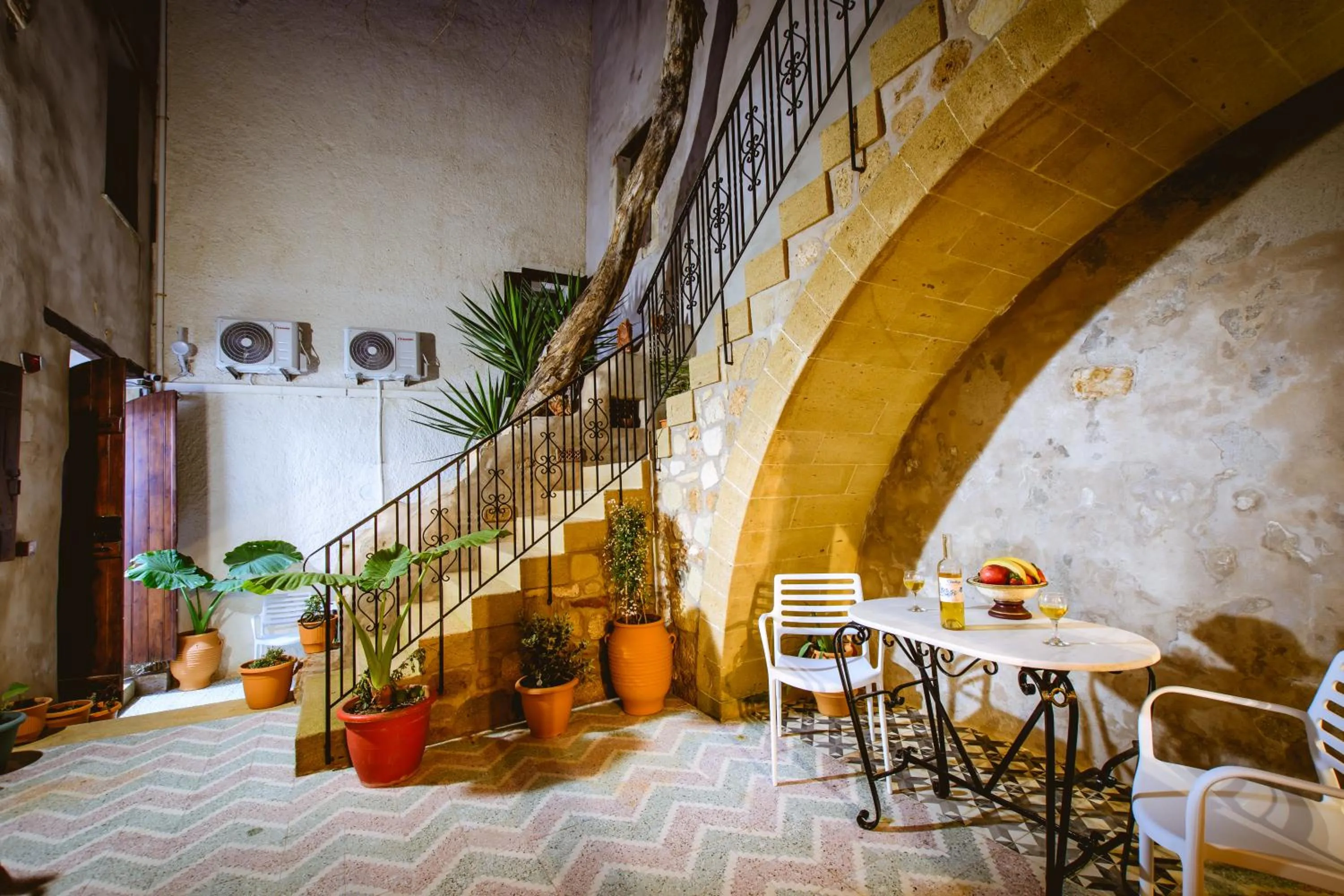 Patio in Bozzali Deluxe Hotel