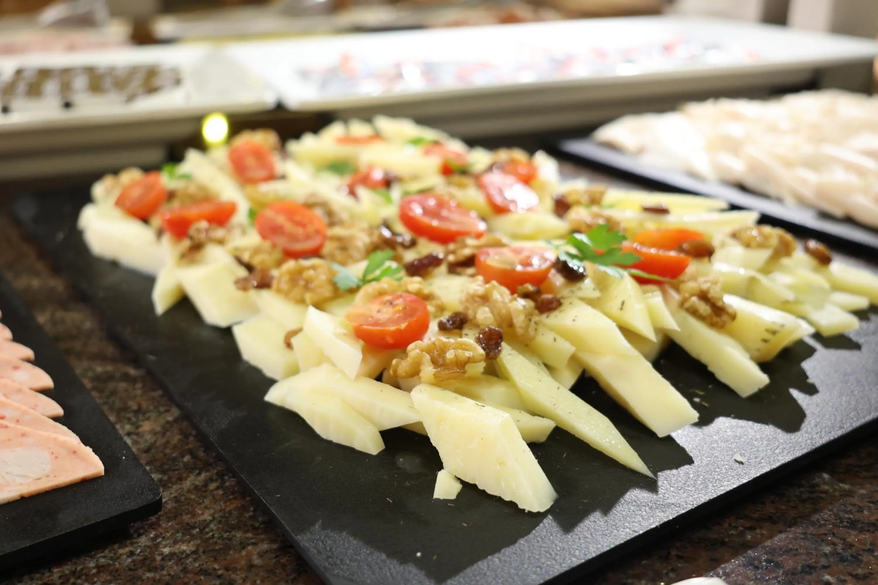 Restaurant/places to eat in Port Eugeni