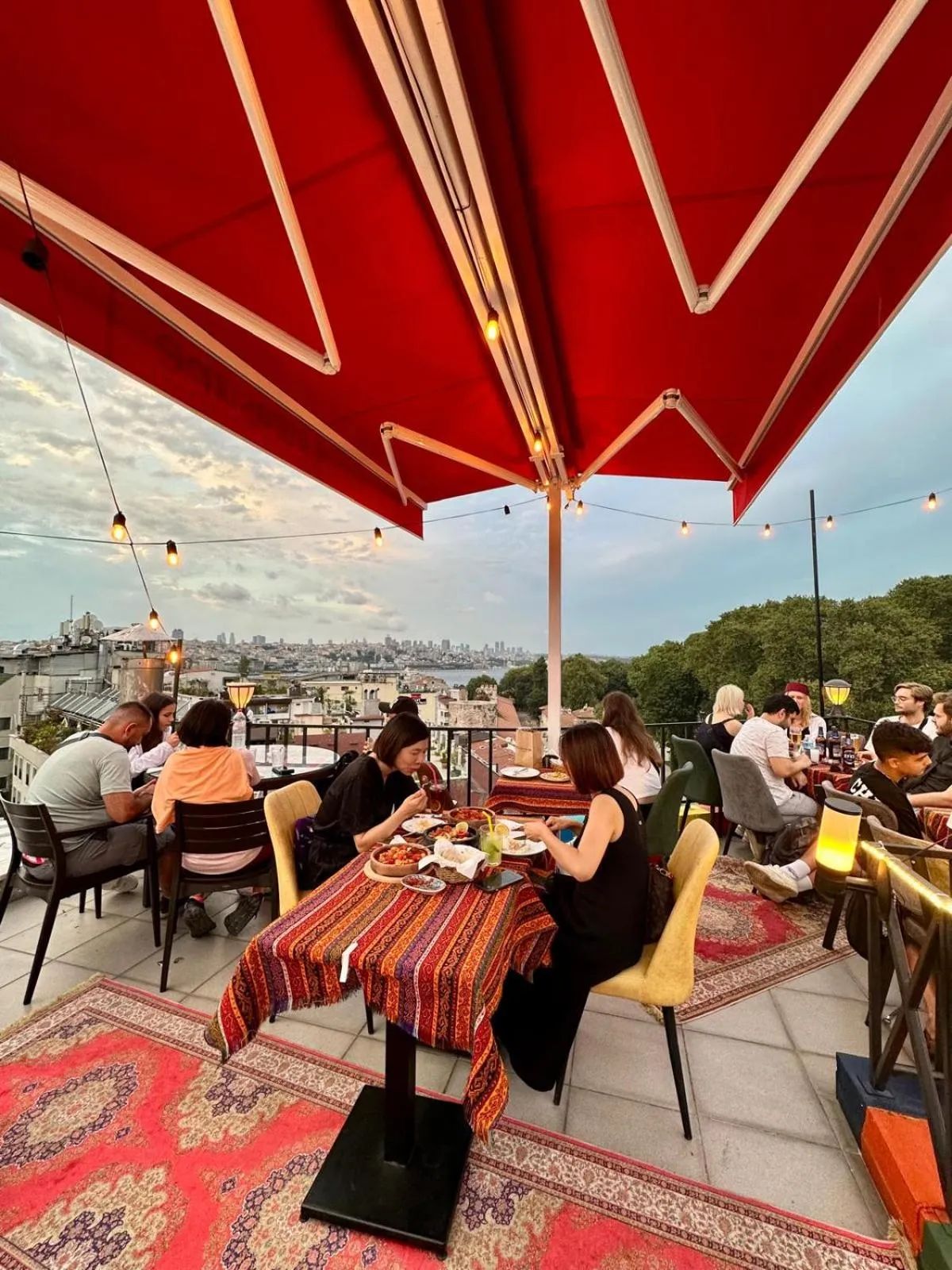 Restaurant/places to eat in Ottoman Luxury Hotel