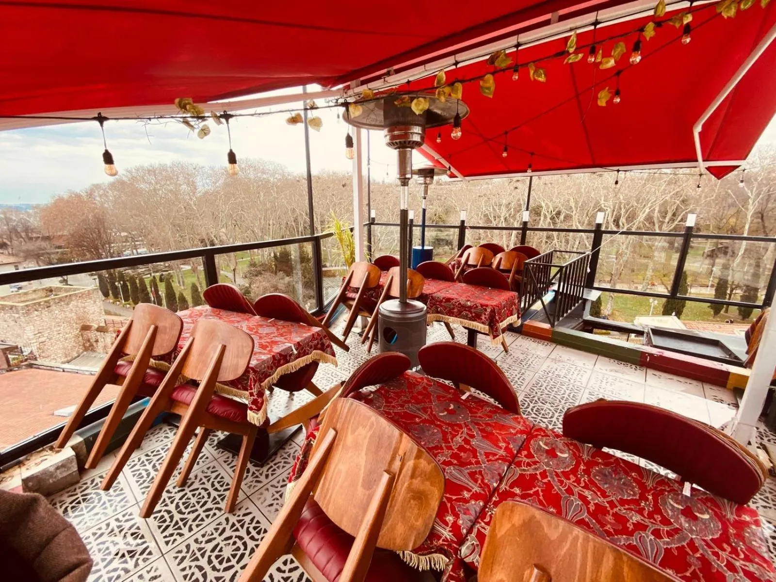 Restaurant/places to eat in Ottoman Luxury Hotel