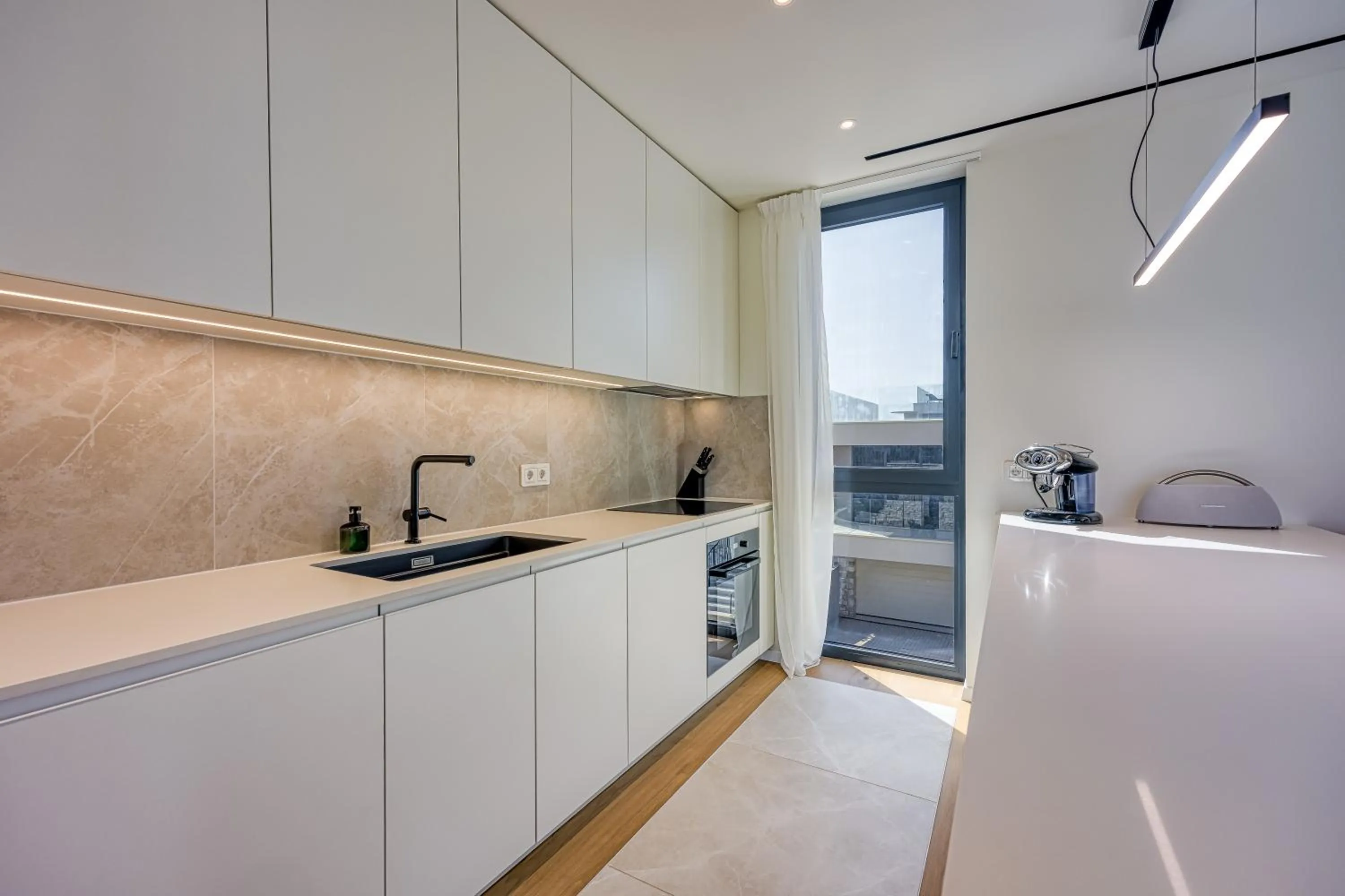 Coffee/tea facilities in Petram Resort & Residences