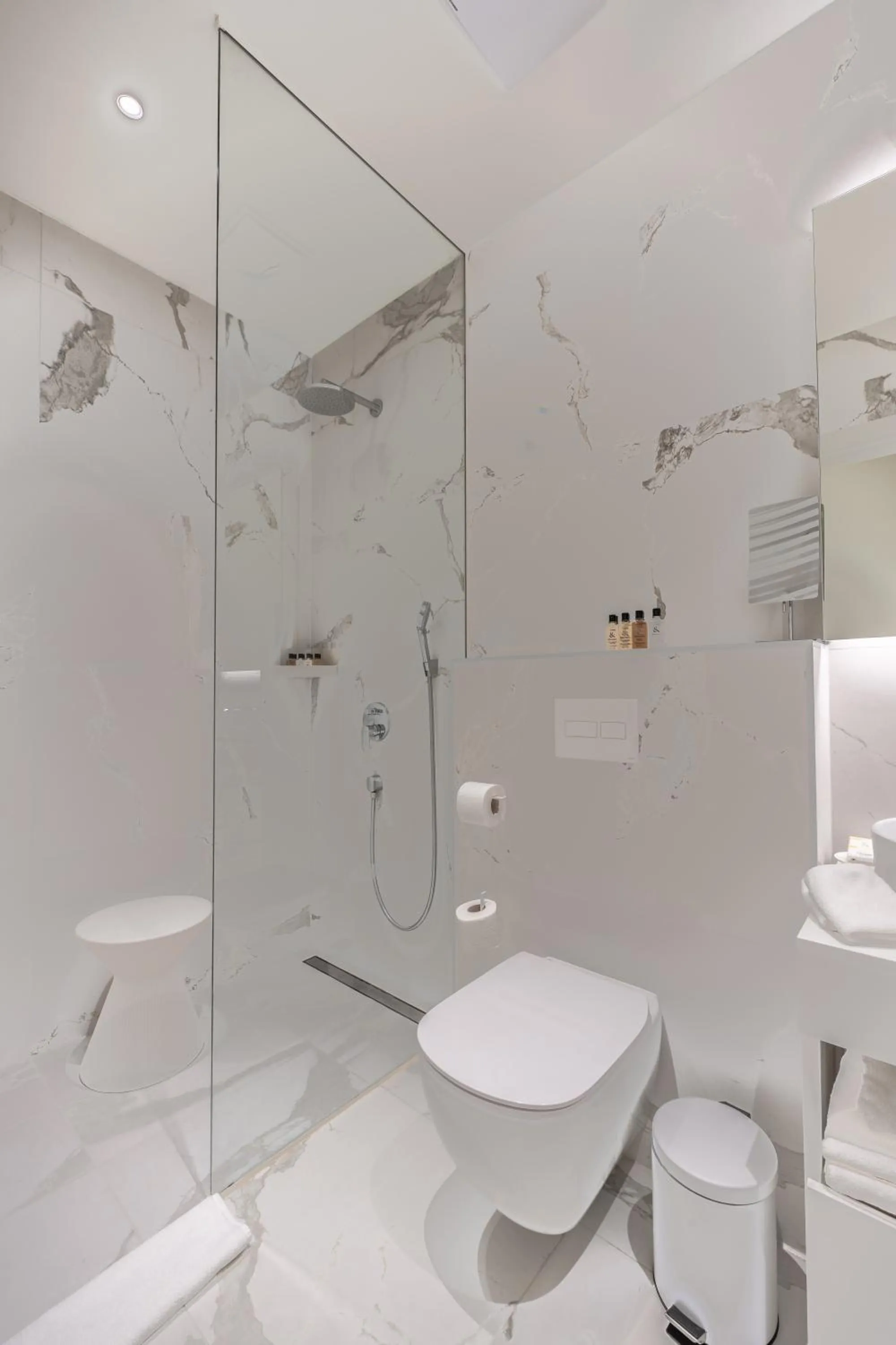 Shower in Petram Resort & Residences