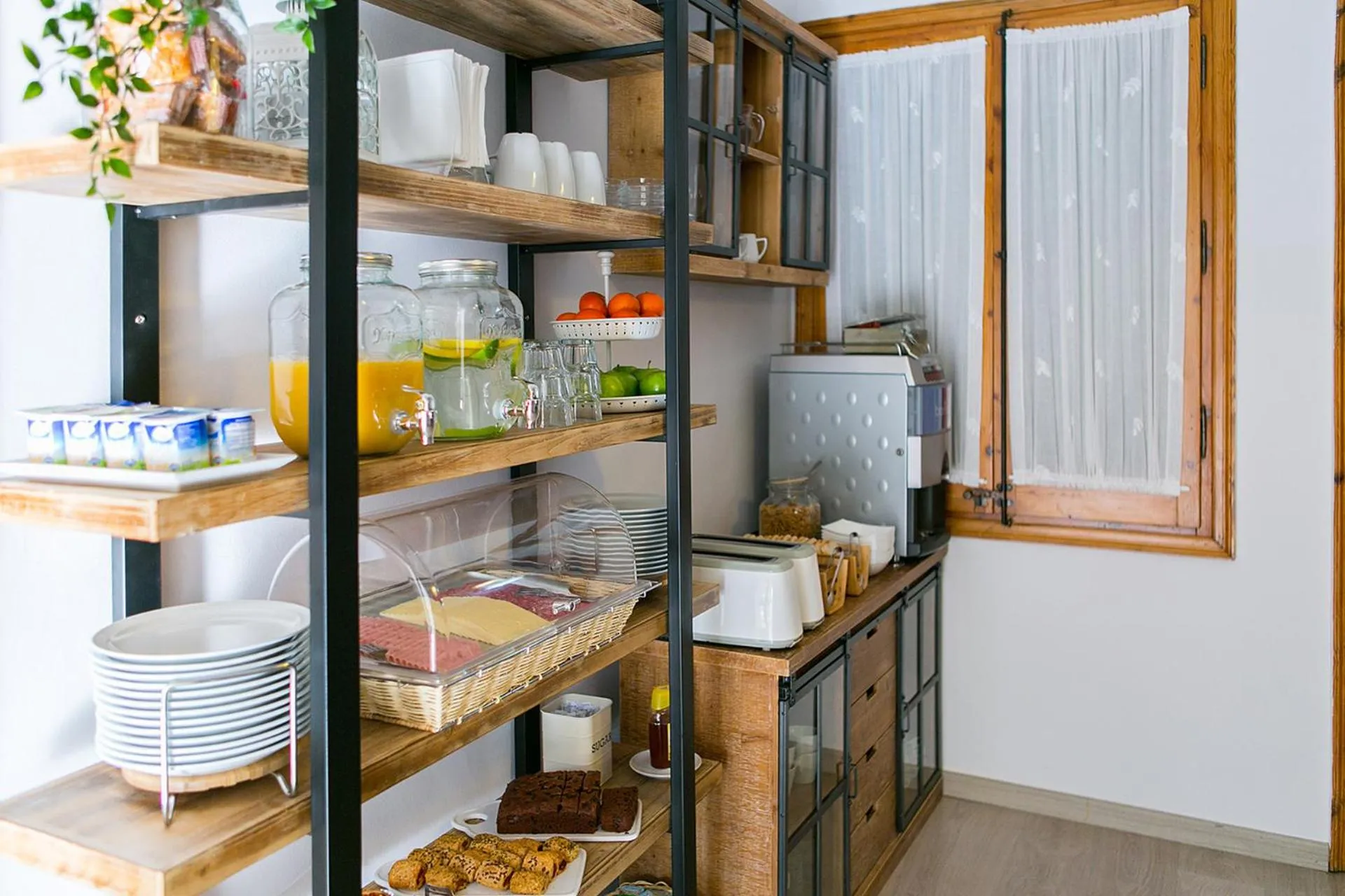 Breakfast in Blanc Guest House