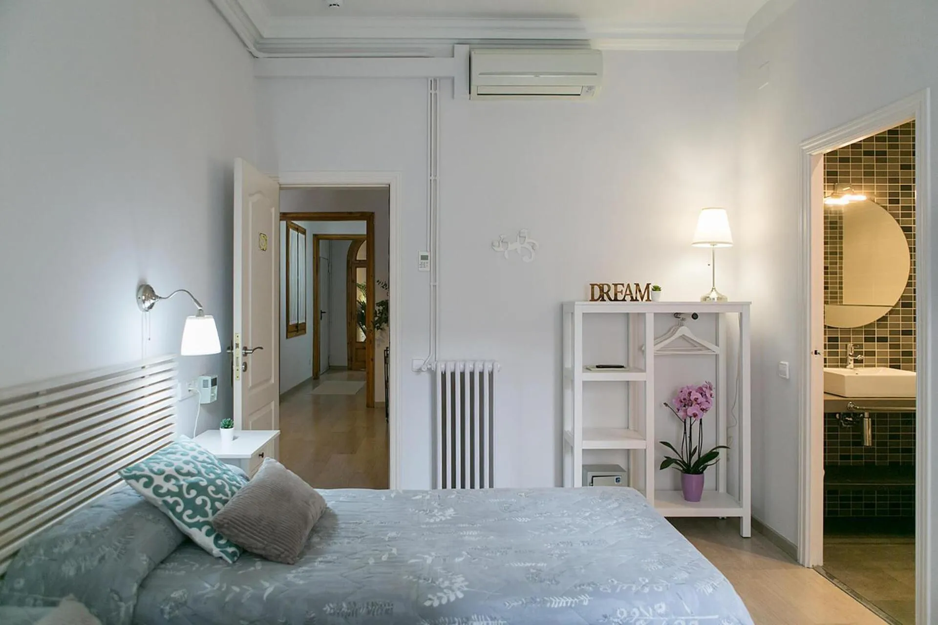 Bedroom, Bed in Blanc Guest House