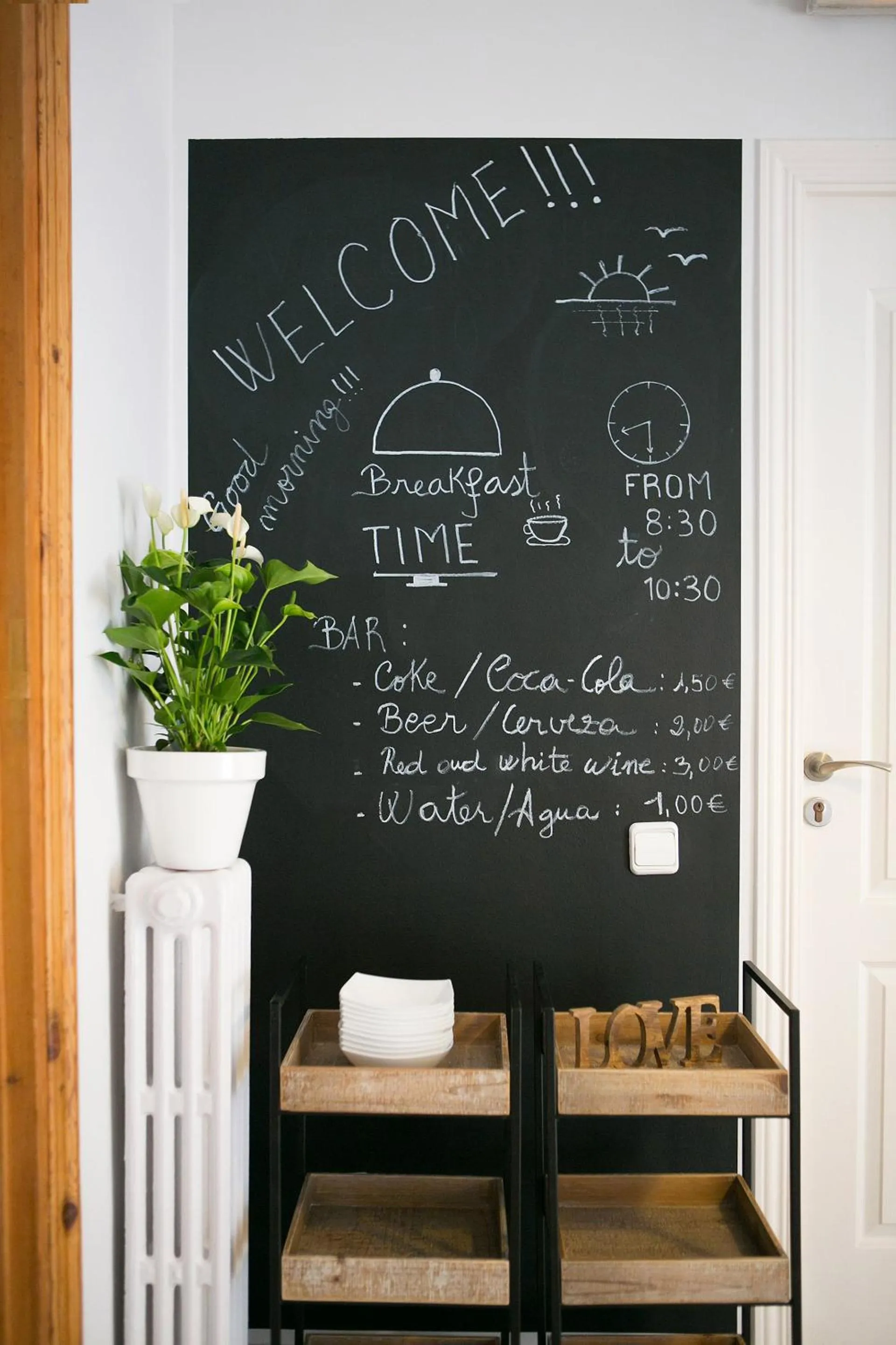 Lounge or bar in Blanc Guest House