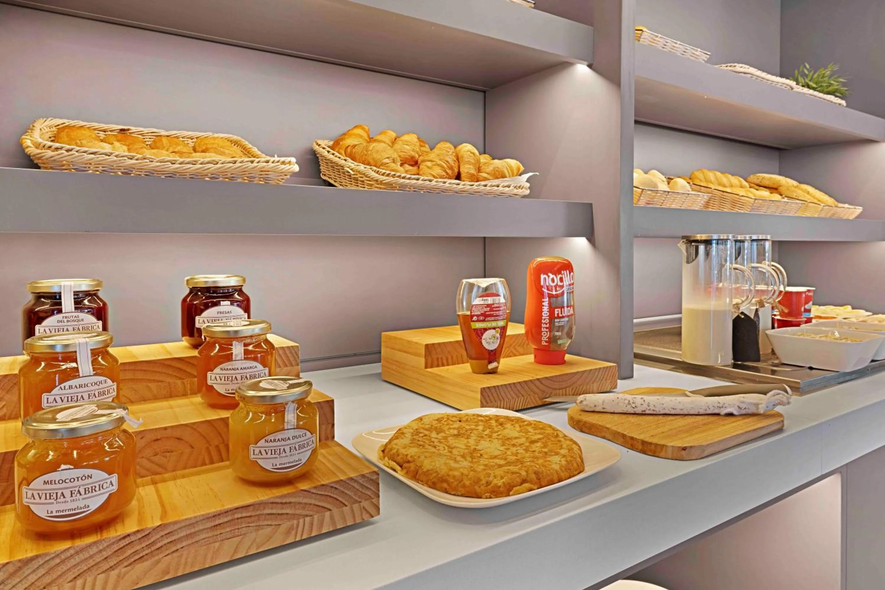 Buffet breakfast in B&B HOTEL Figueres