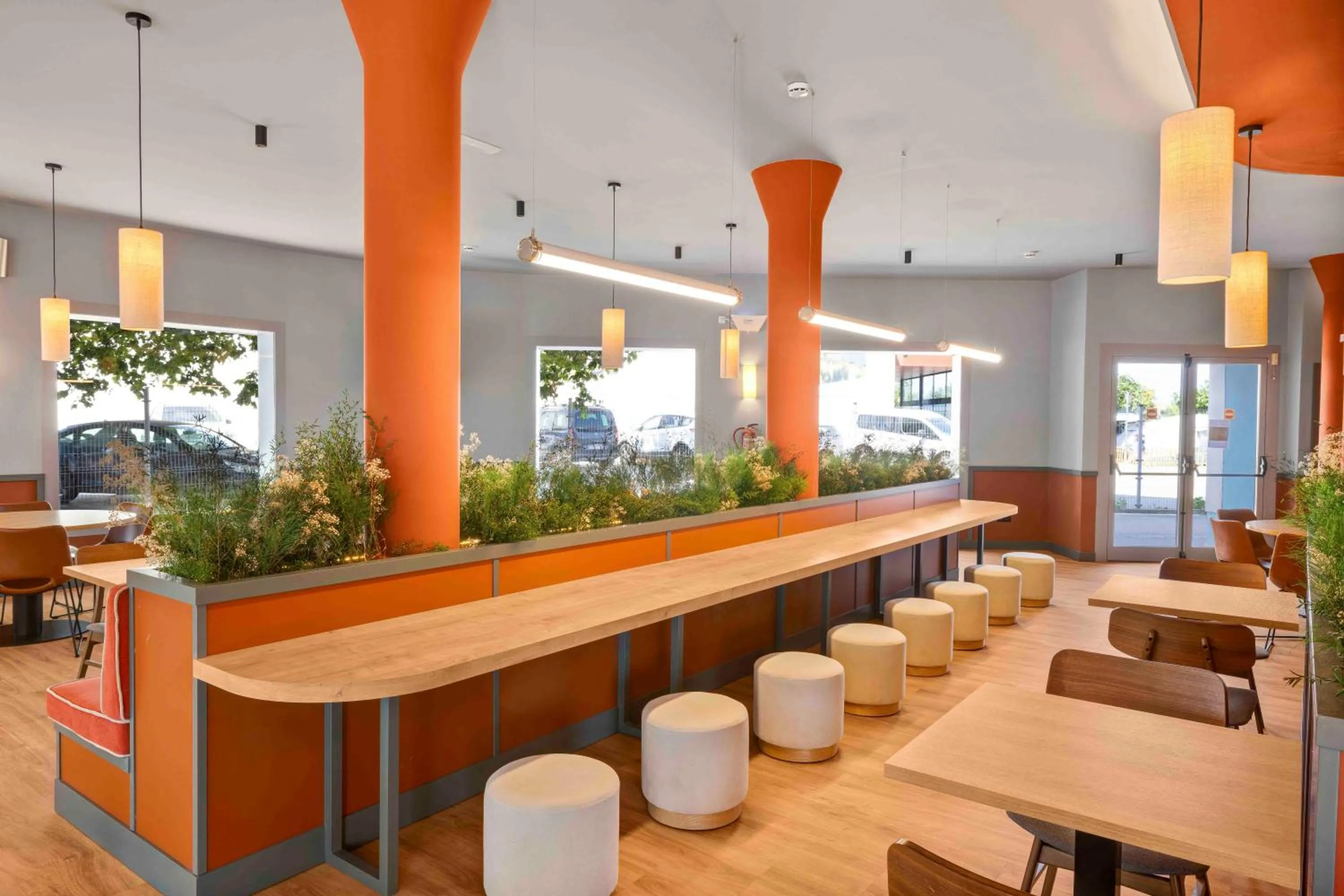 Seating area in B&B HOTEL Figueres