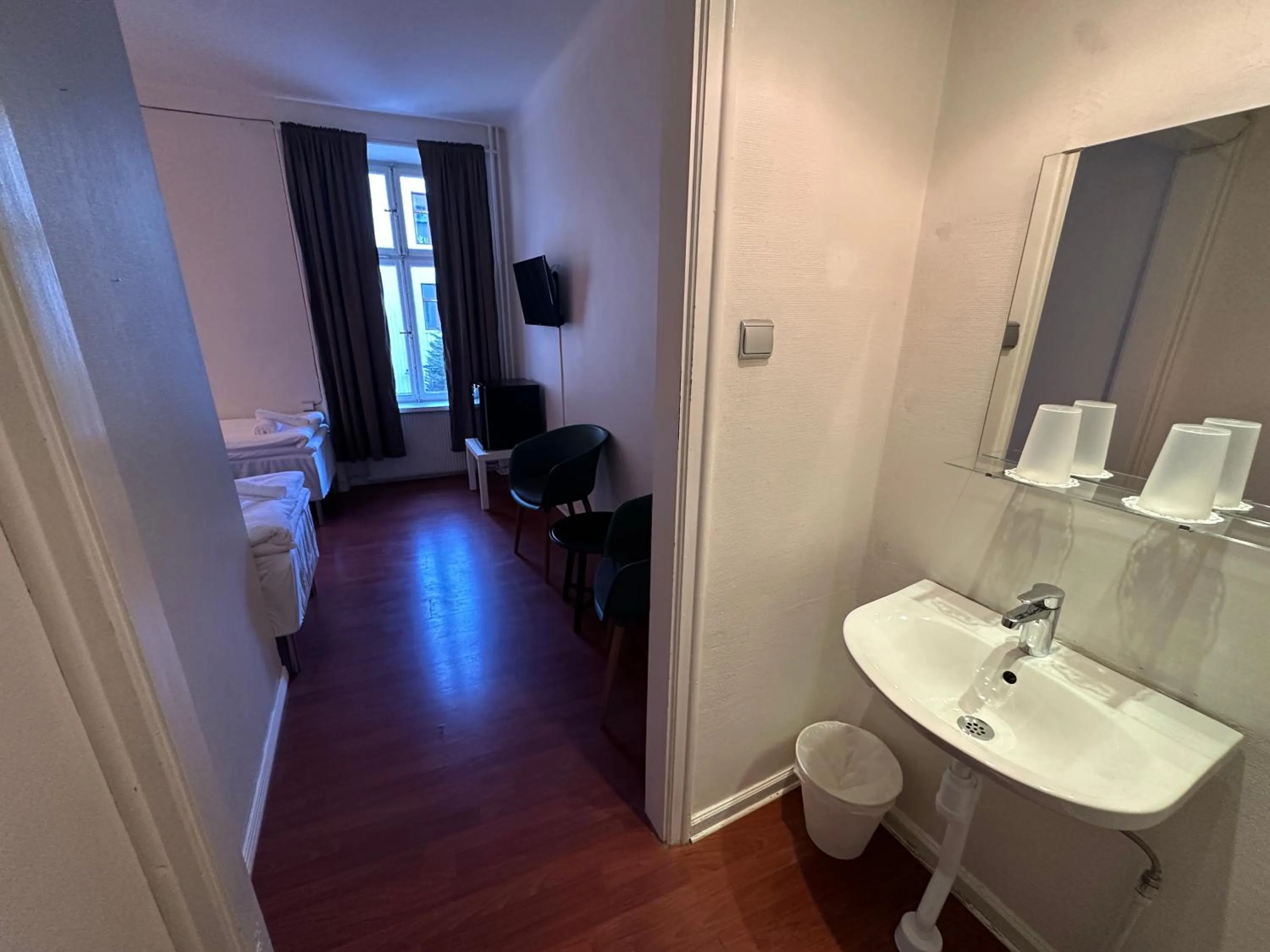 Photo of the whole room in Vattengrändens Vandrarhem & Hotel