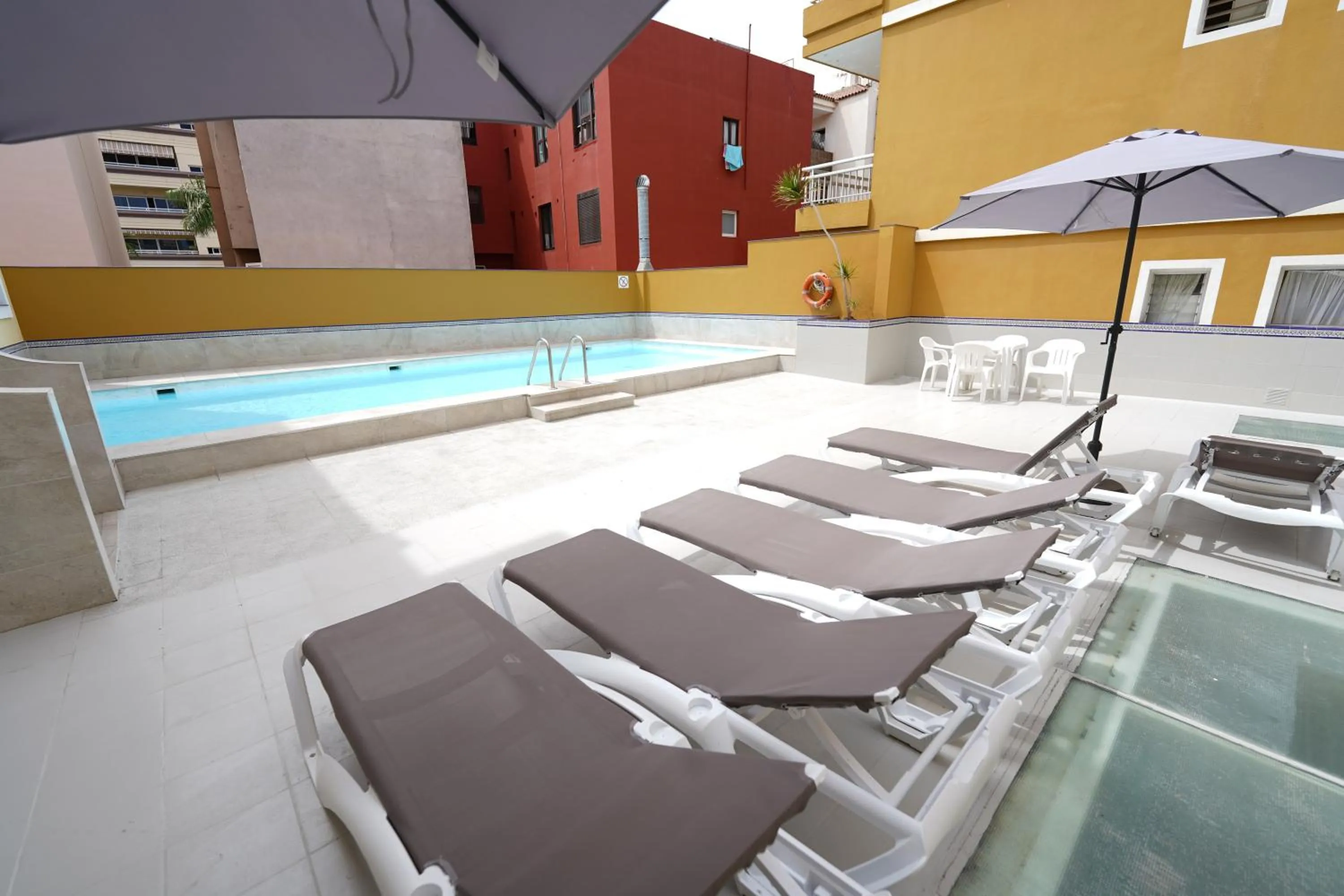 Swimming pool in Hotel RF Astoria - Adults Only
