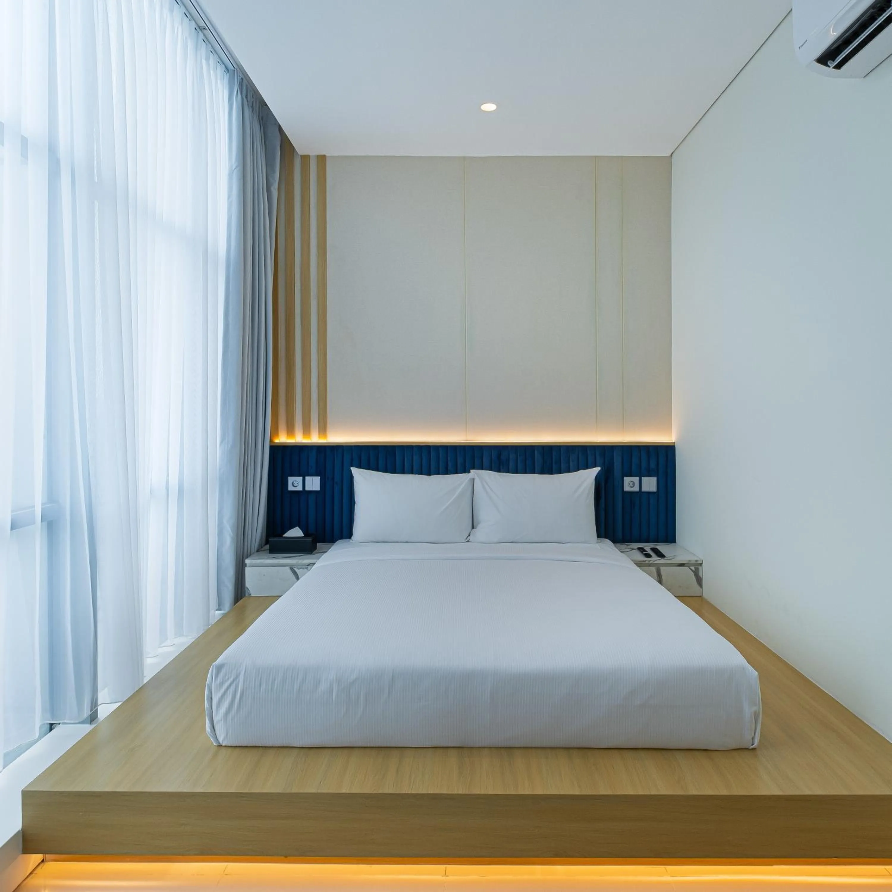 Bed in The Risman Hotel At Jakarta Airport CBC