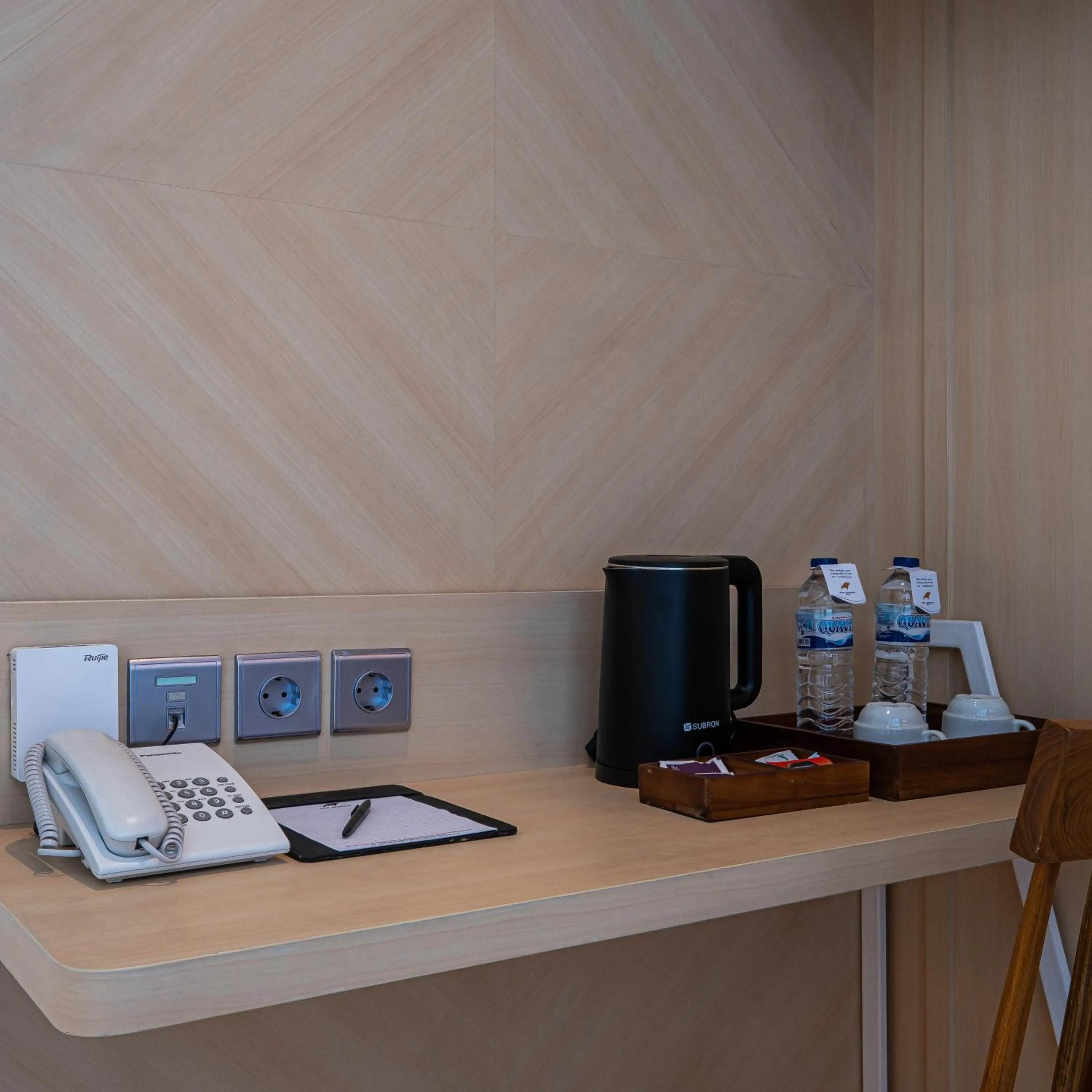 Coffee/tea facilities in The Risman Hotel At Jakarta Airport CBC