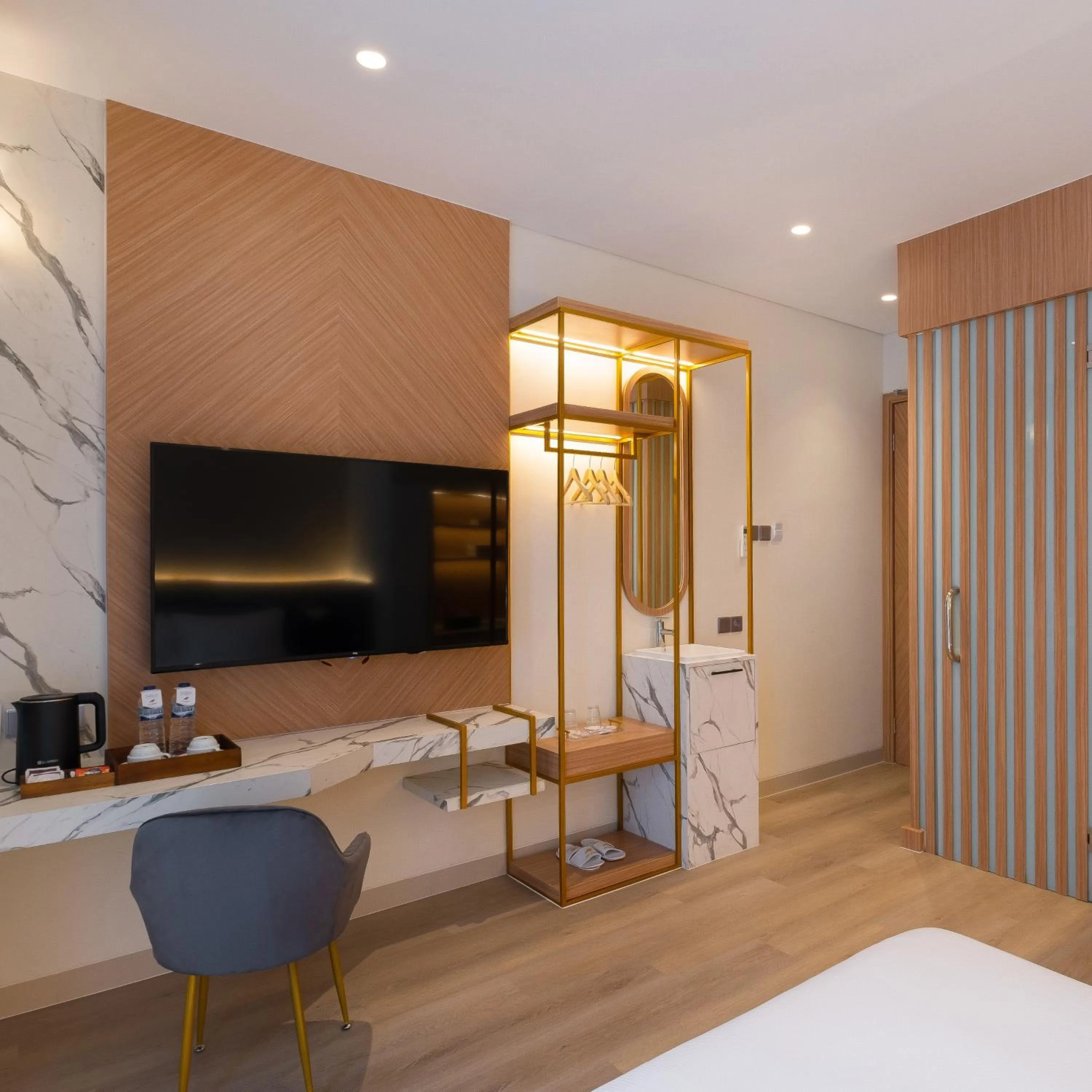 Area and facilities, Bed in The Risman Hotel At Jakarta Airport CBC