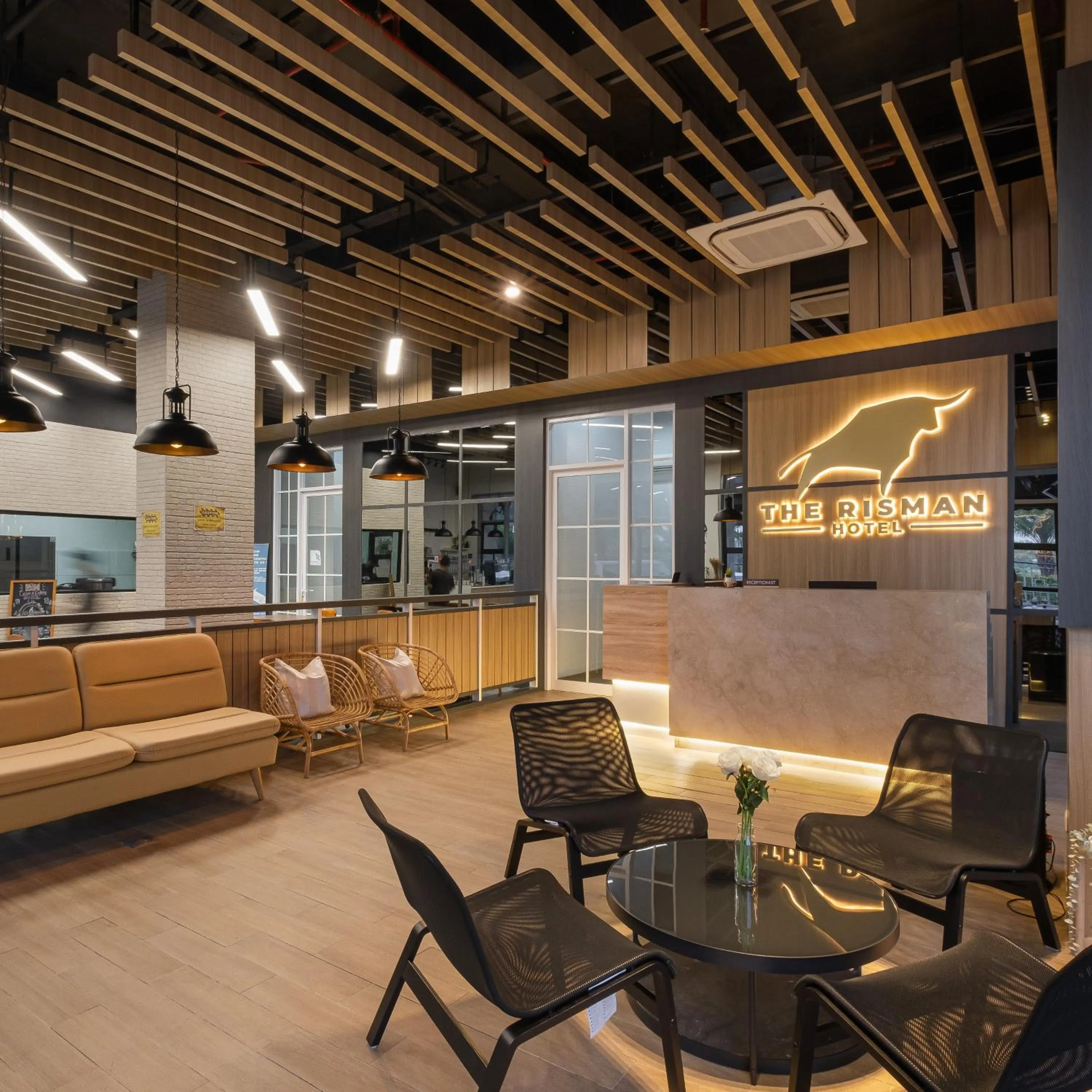 Lobby or reception in The Risman Hotel At Jakarta Airport CBC