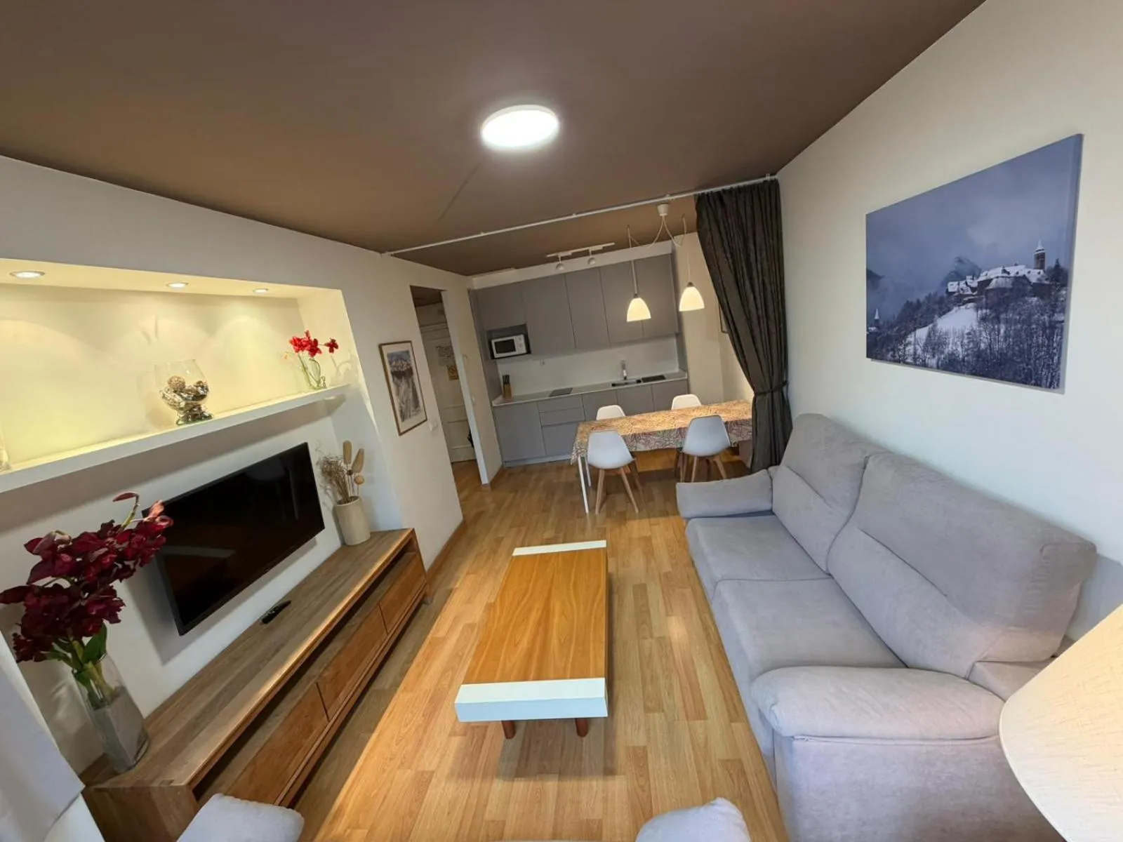 Living room in Eth Palai