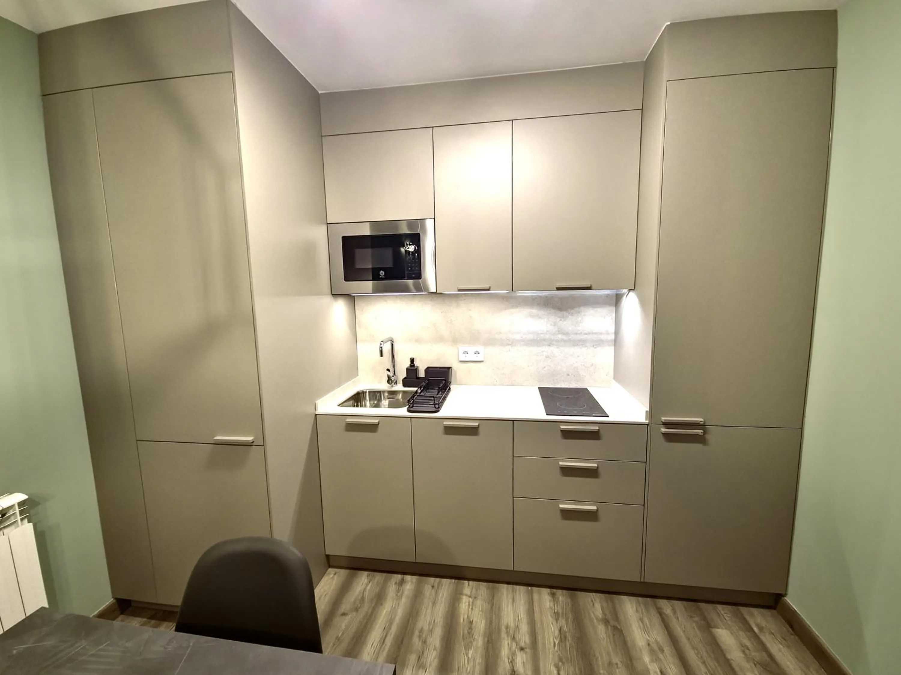 Kitchen or kitchenette in Eth Palai