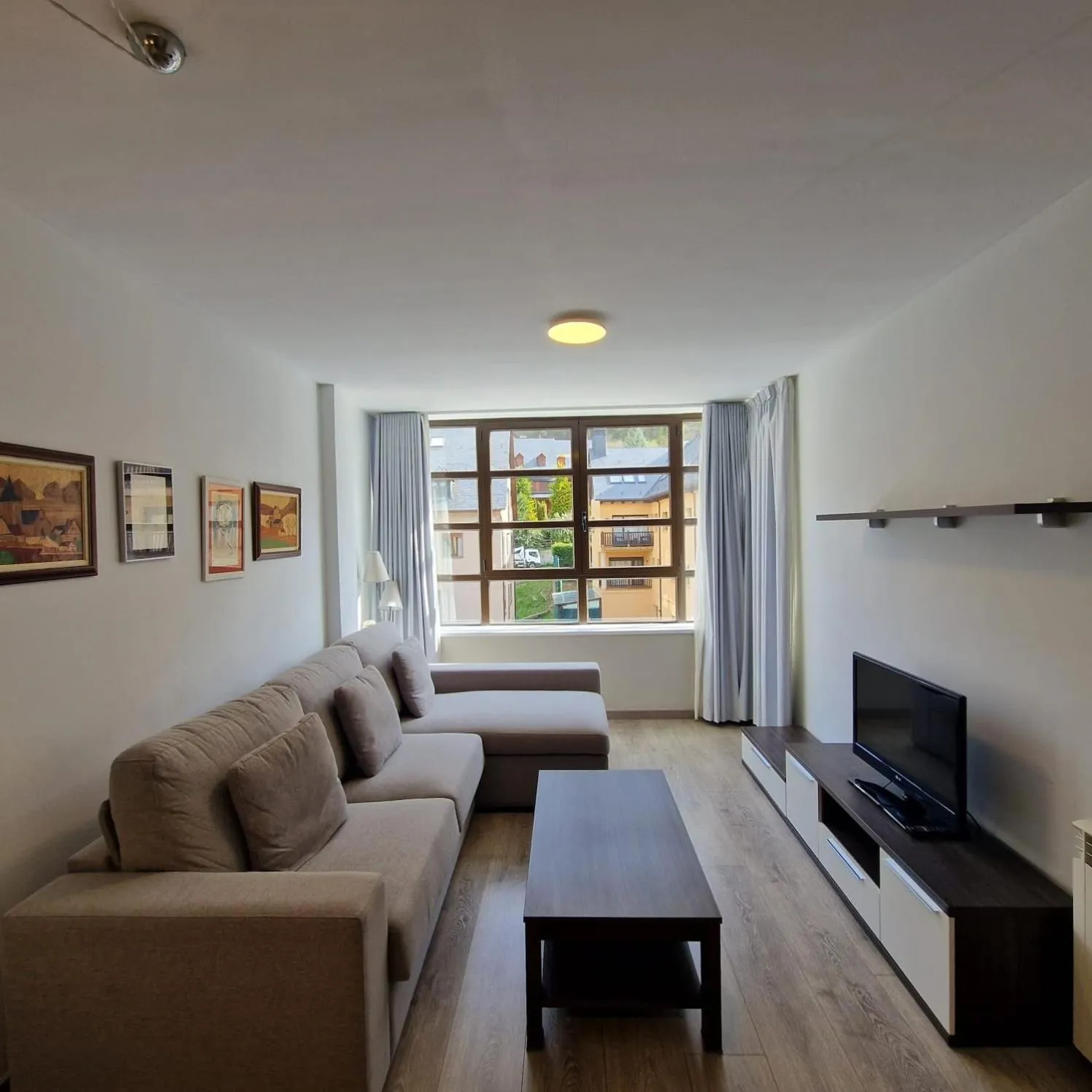 Living room in Eth Palai