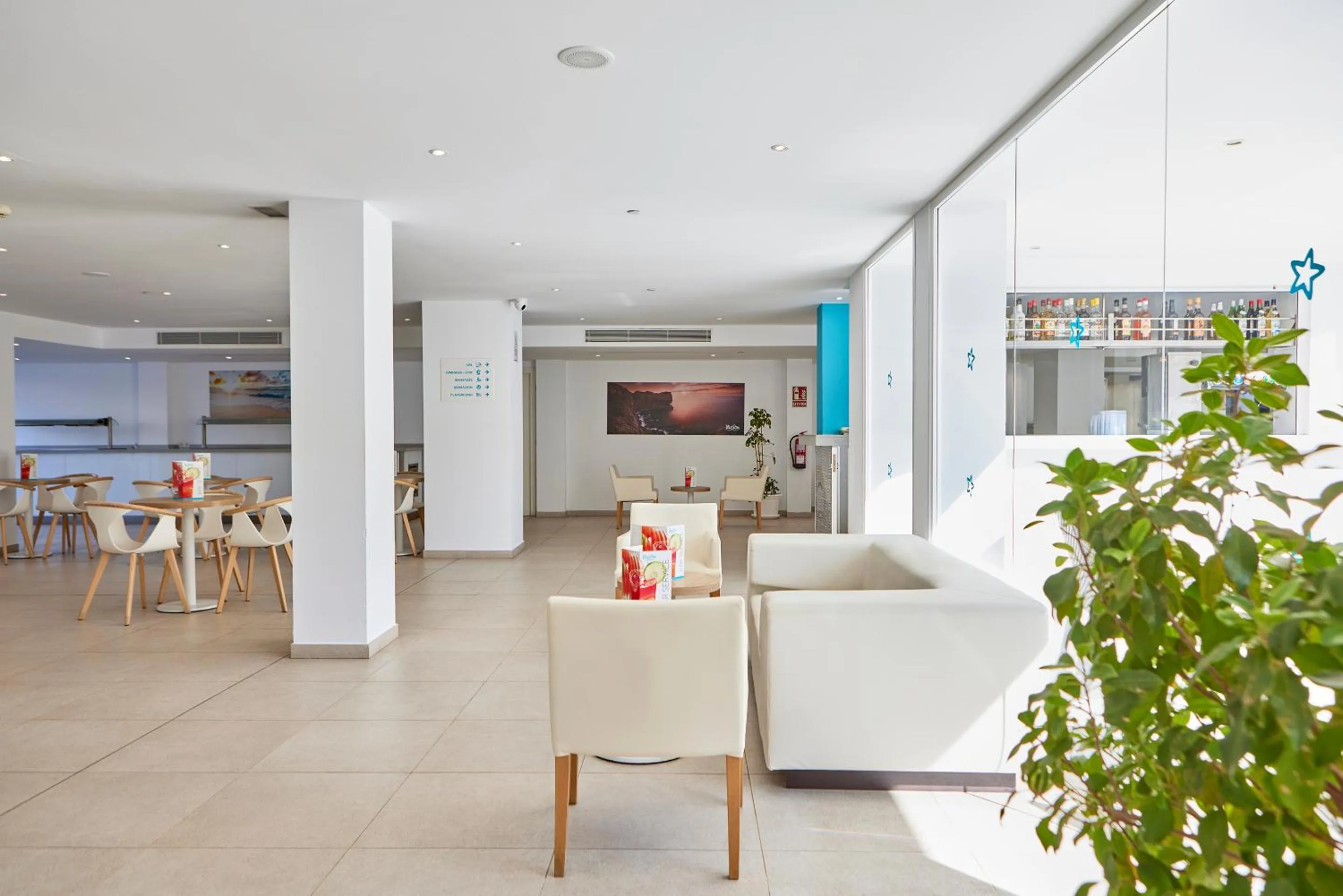 Lounge or bar in Hotel Ilusion Calma & Spa