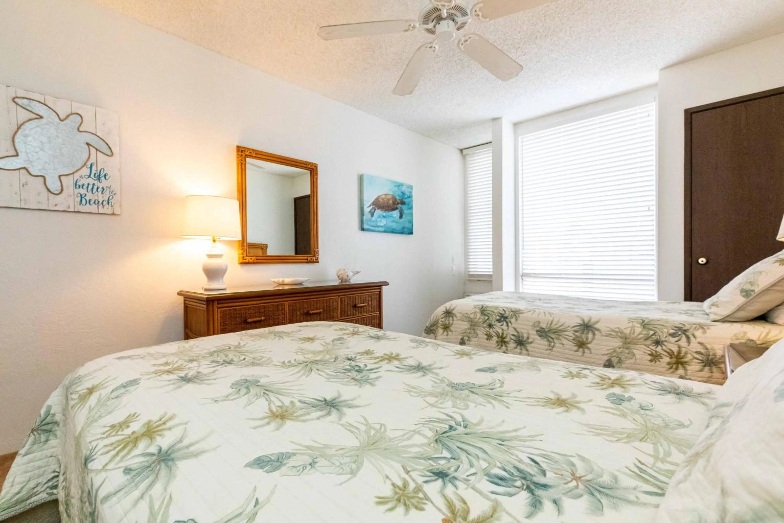 Bed in Hale Kamaole 308