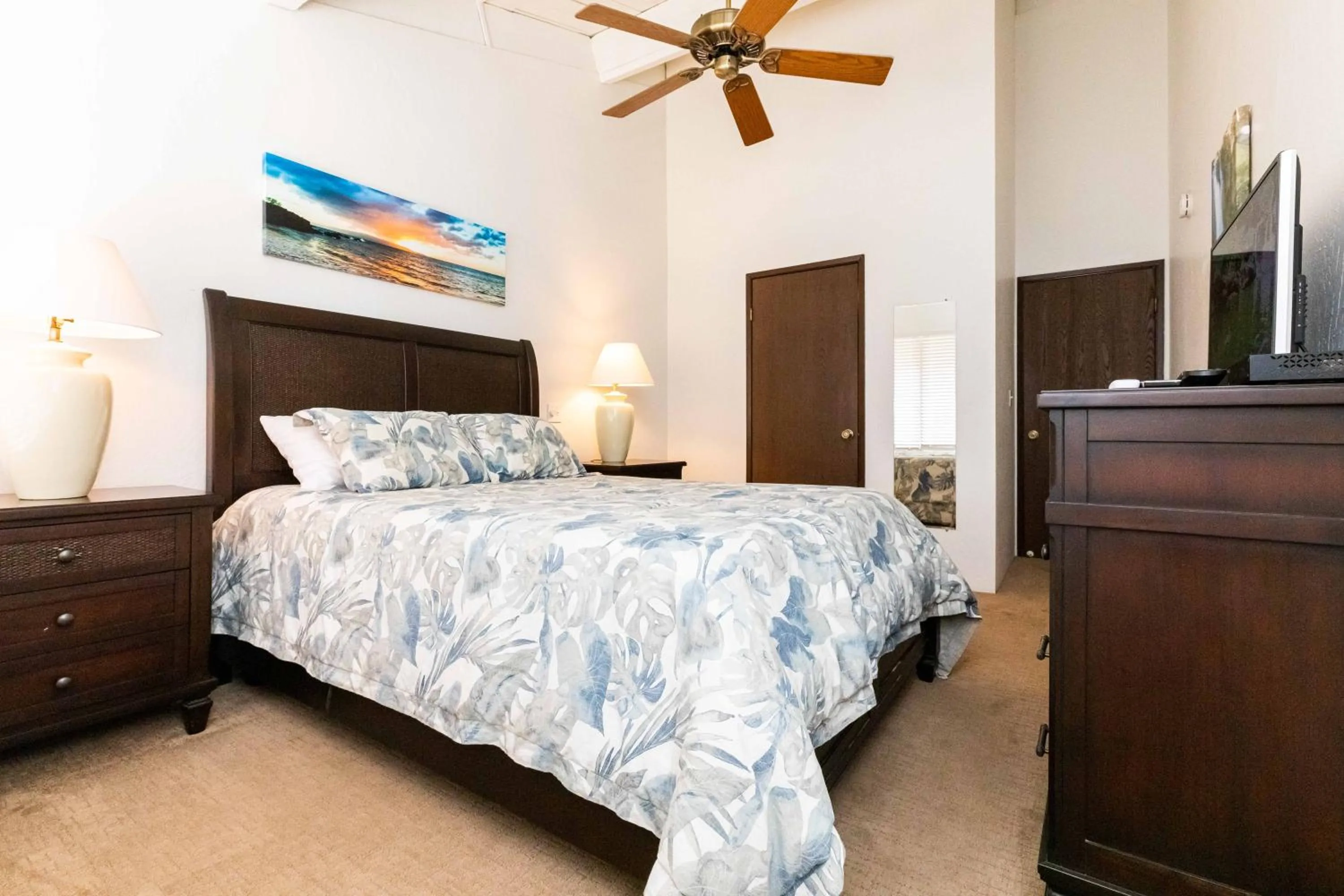 Bed in Hale Kamaole 308