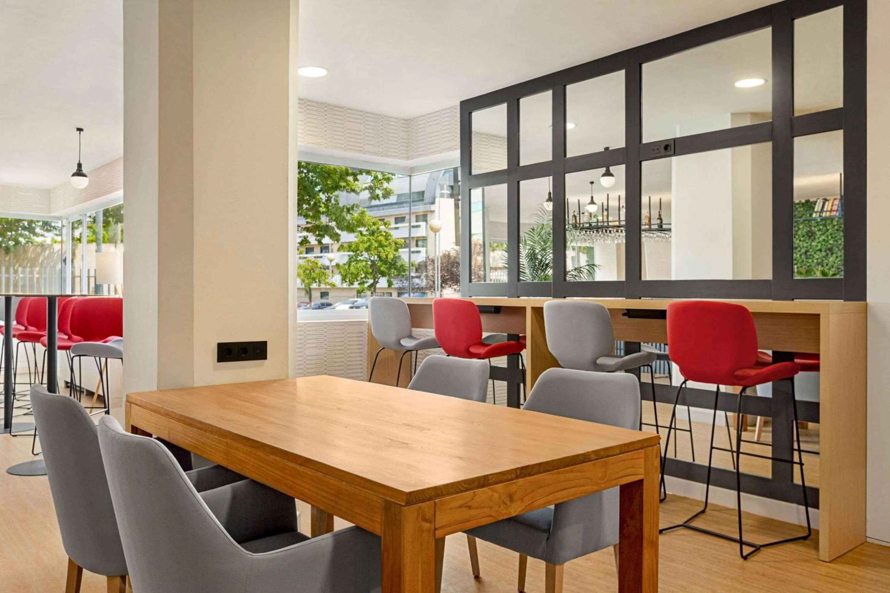 Business facilities in Ramada by Wyndham Madrid Tres Cantos