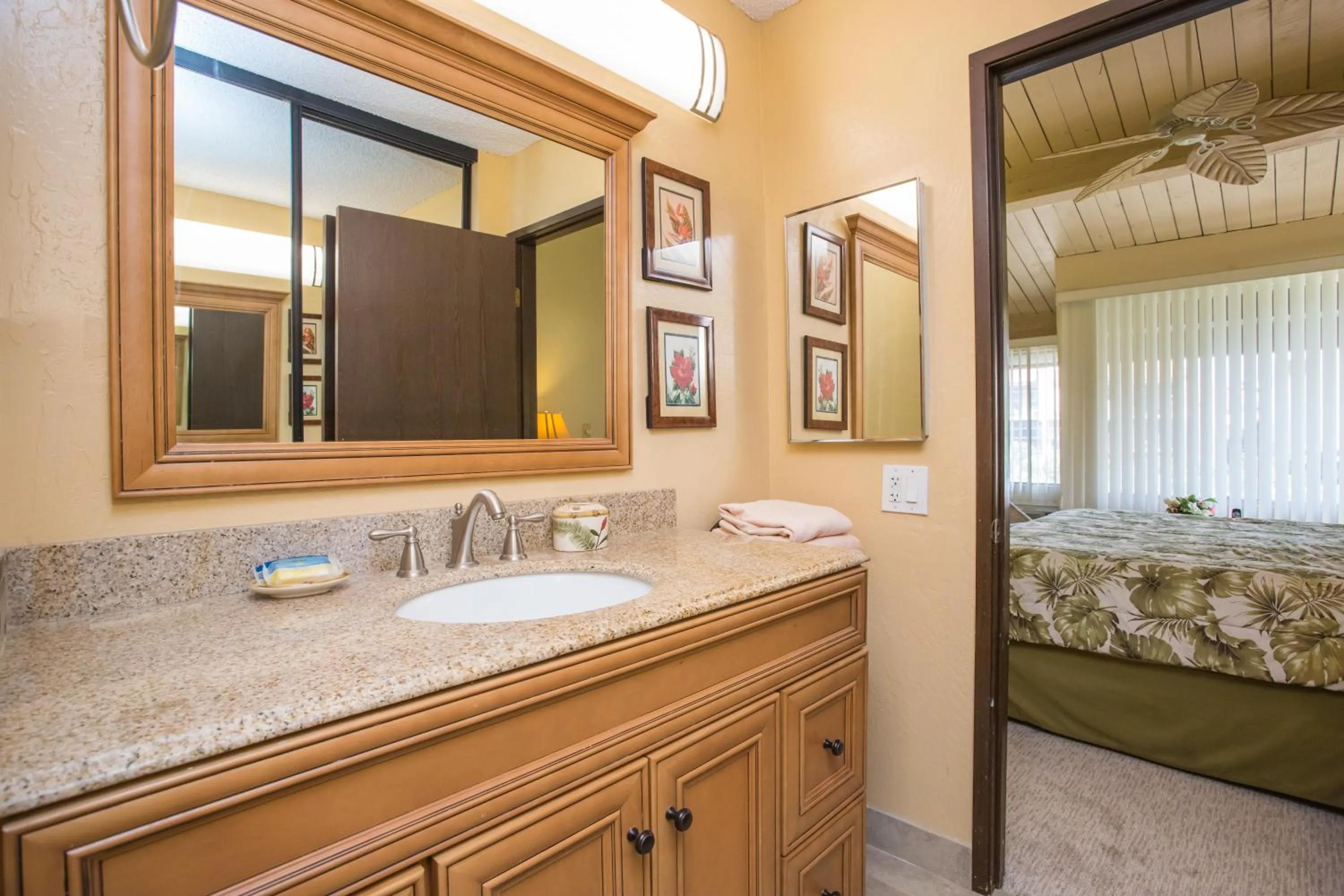 Bed in Hale Kamaole 222