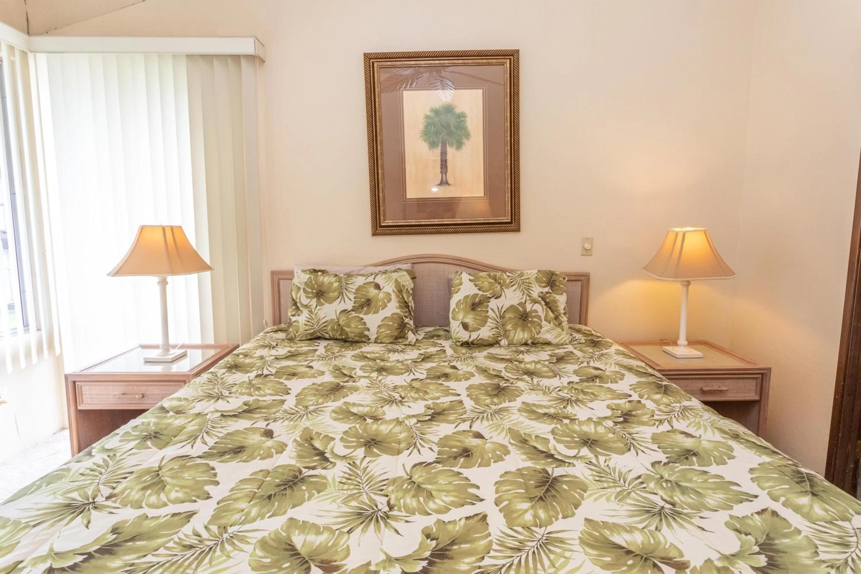 Bed in Hale Kamaole 222