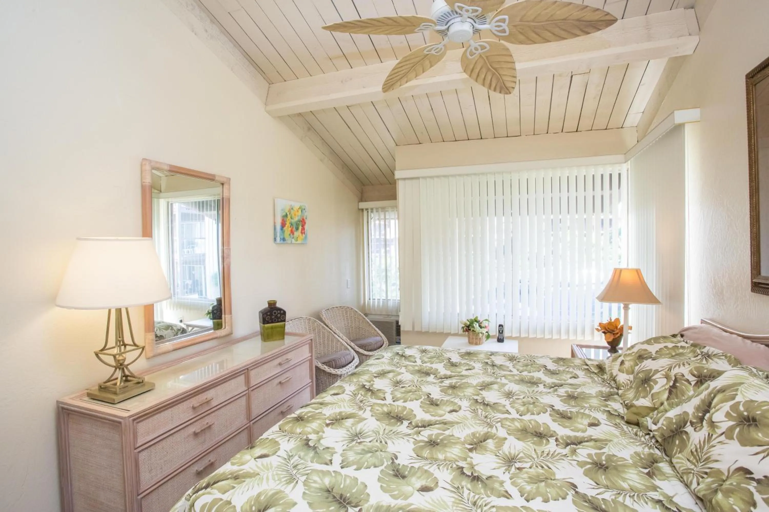 Bed in Hale Kamaole 222