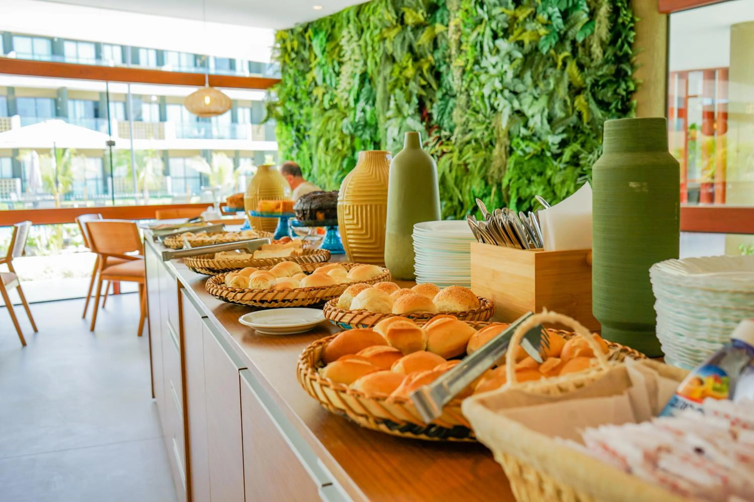 Breakfast in Mana Beach Experience By Mai