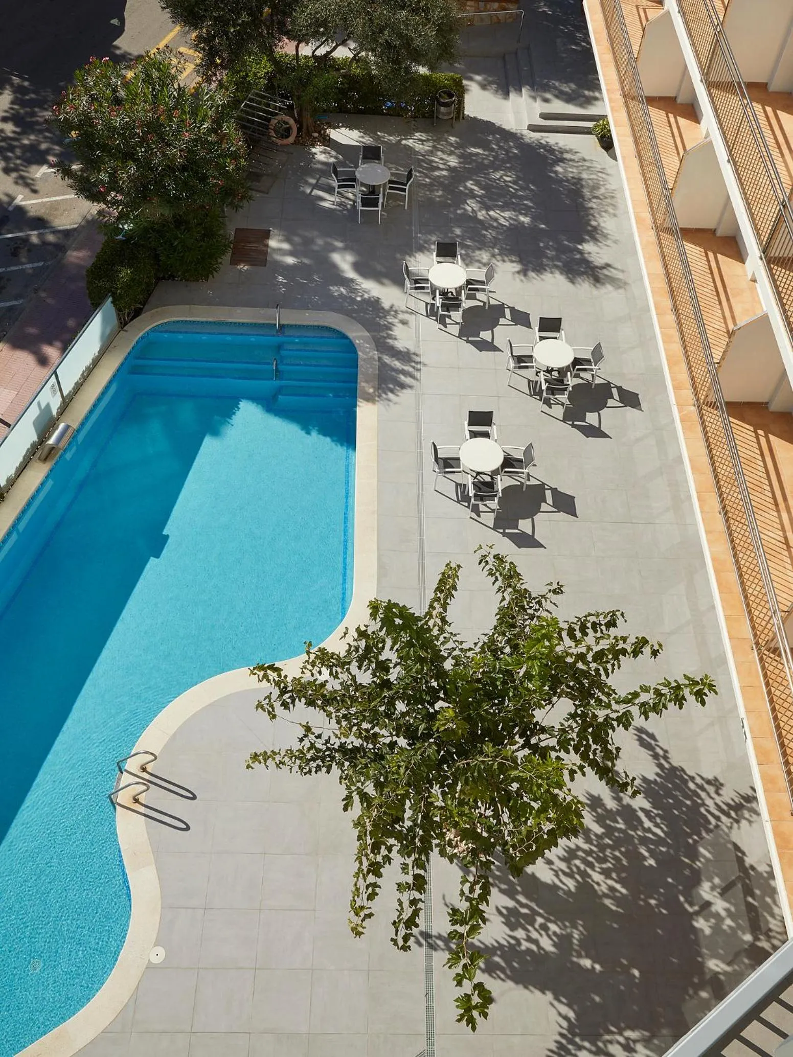 Pool view in Hotel Reimar