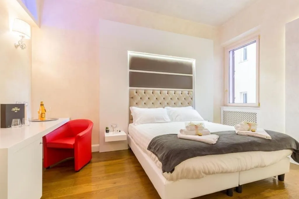 Bed in Piazza Venezia Luxury Suite