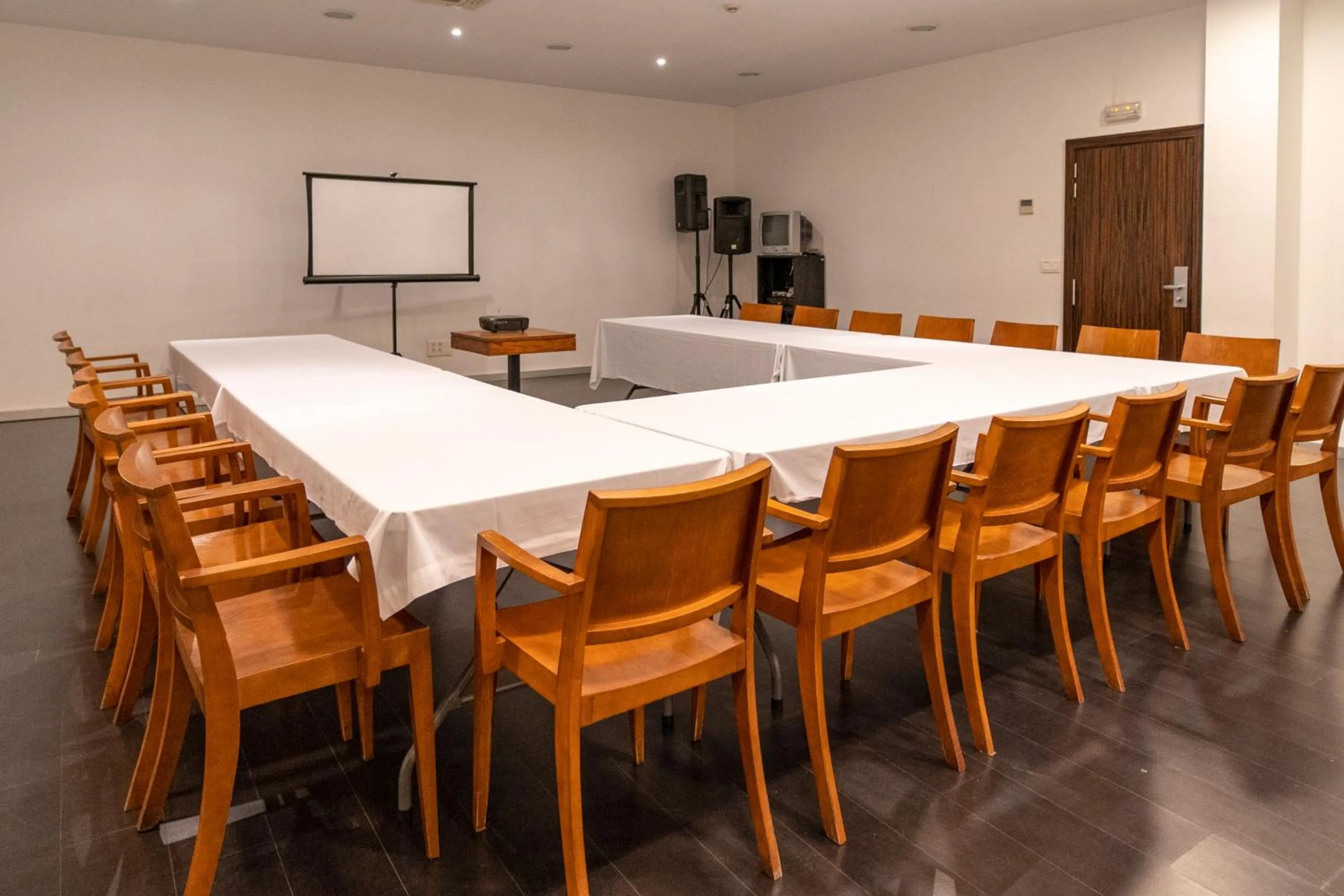 Meeting/conference room in ETH Rioja