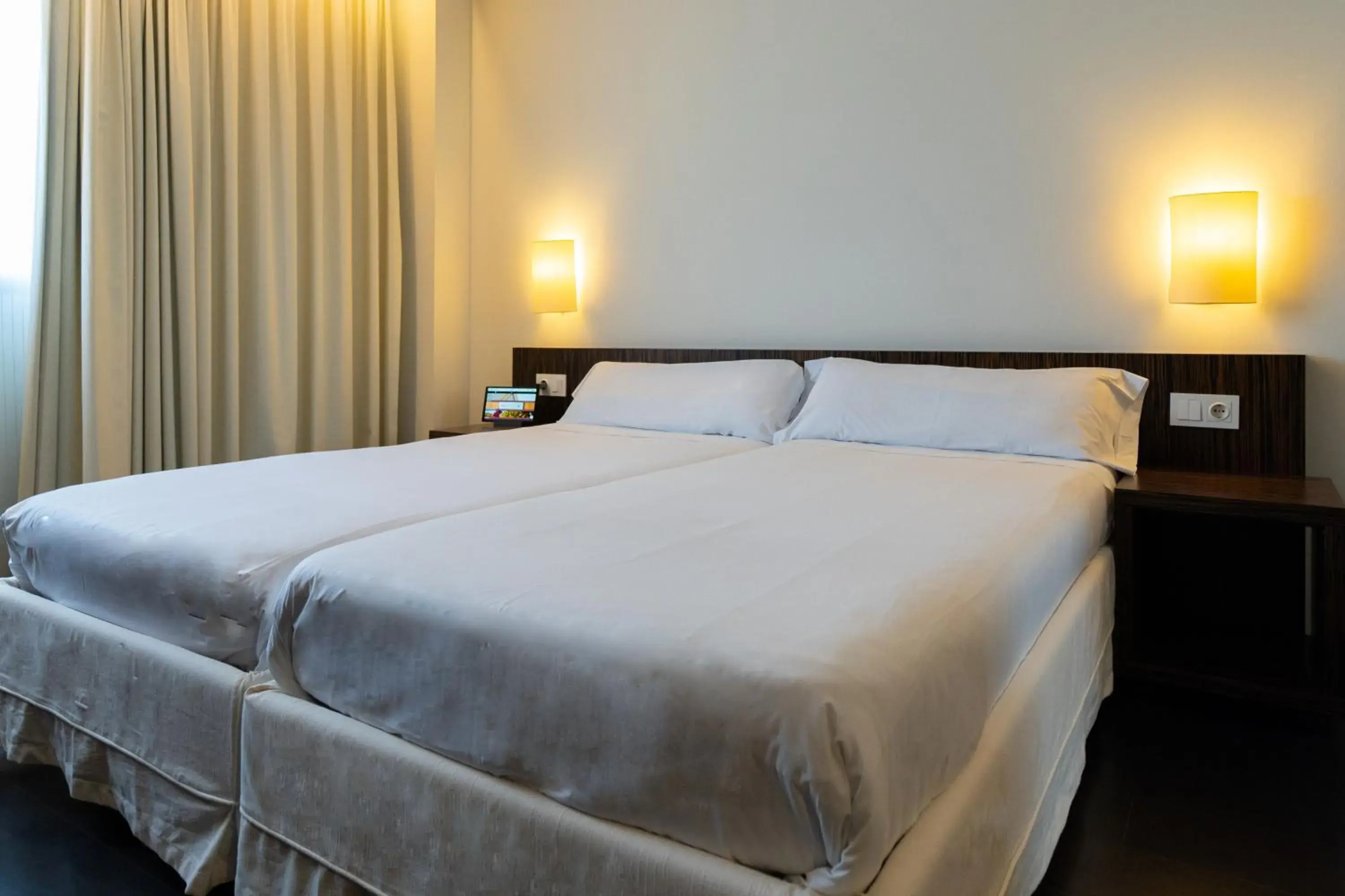 2 Single Beds in ETH Rioja 2 Single Beds in ETH Rioja