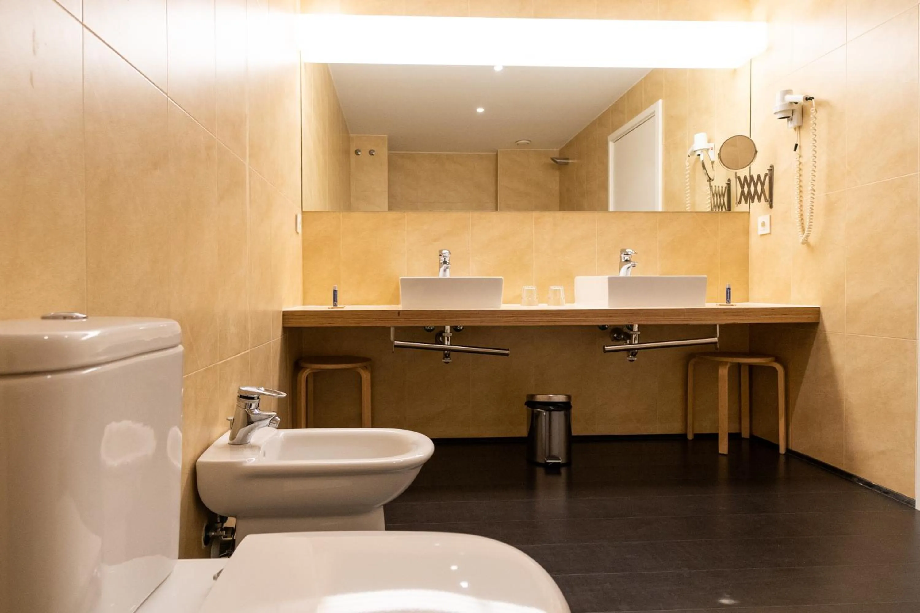 Bathroom in ETH Rioja