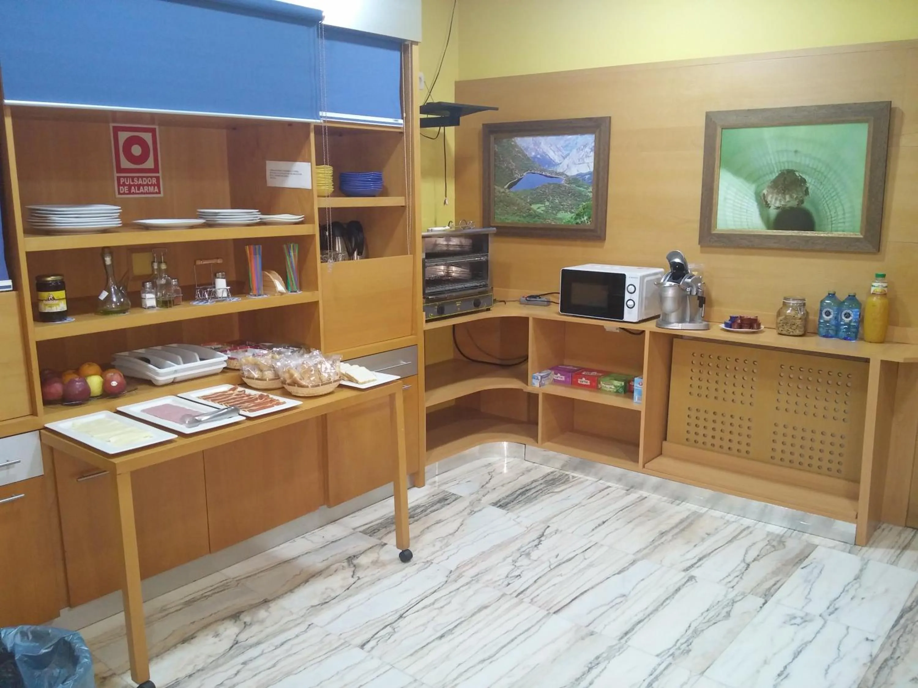 Food and drinks in Hotel las Cruces