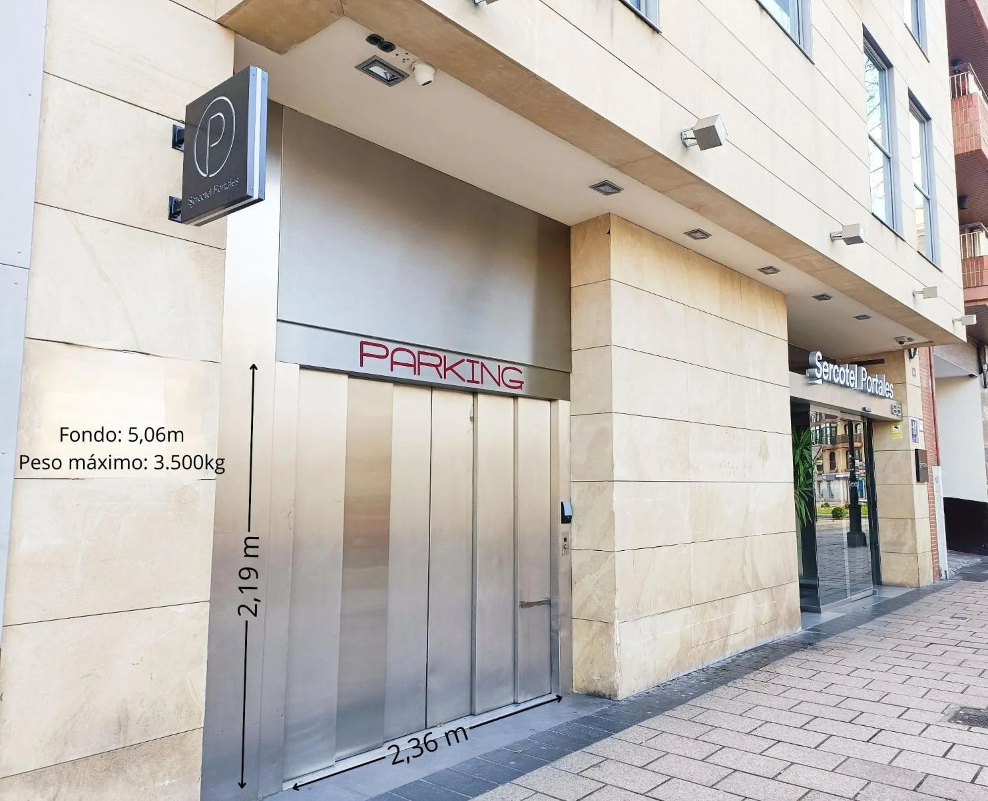 Property building in Hotel Sercotel Portales