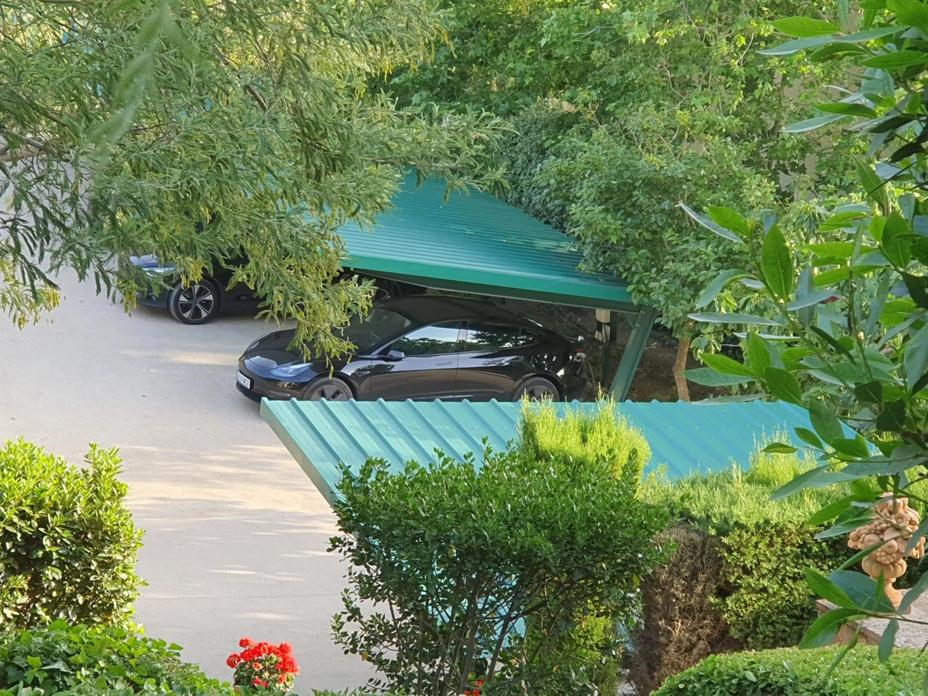 Parking in Hotel Galena Mas Comangau